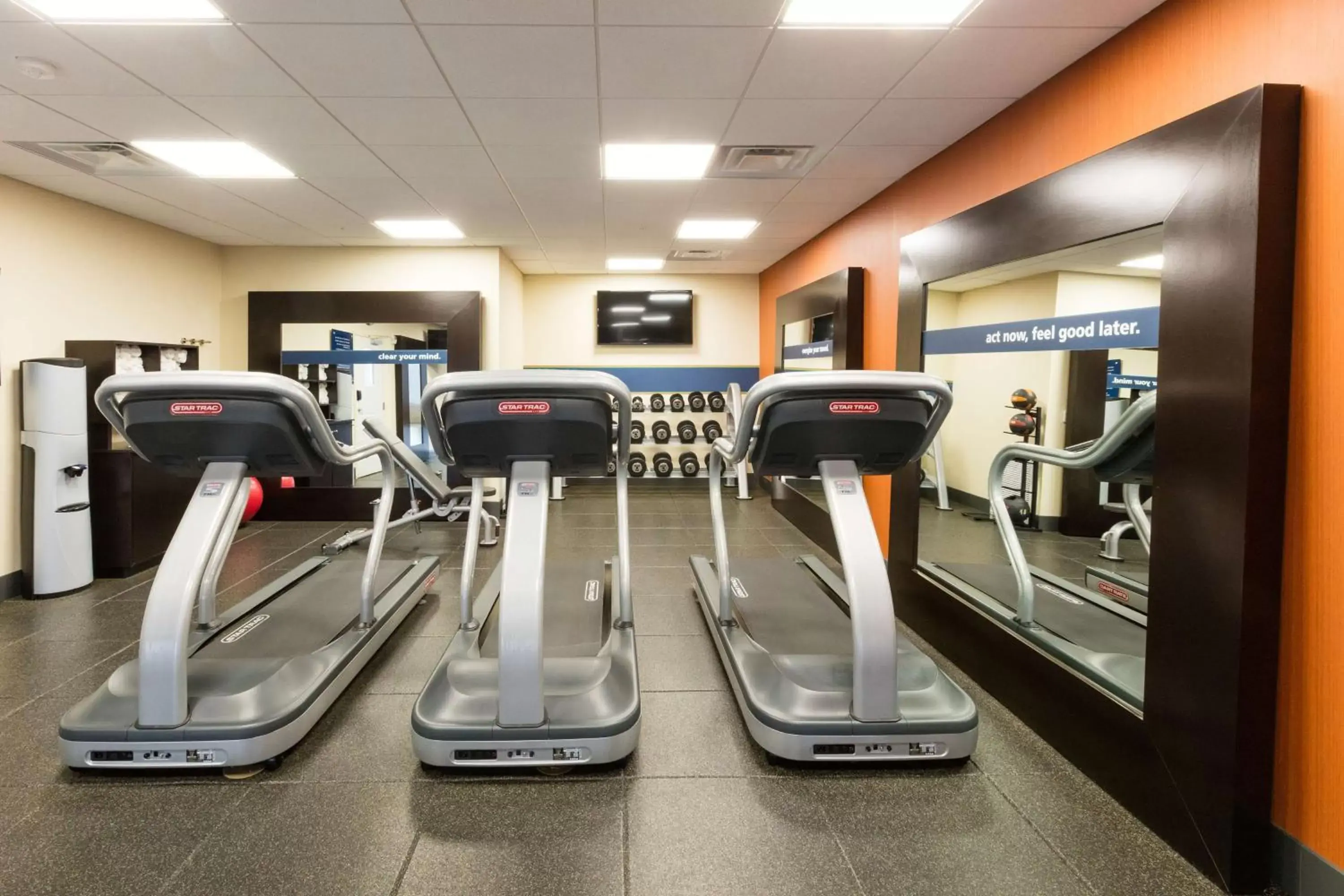 Fitness centre/facilities in Hampton Inn Daytona Beach/Beachfront Fitness centre/facilities in Hampton Inn Daytona Beach/Beachfront