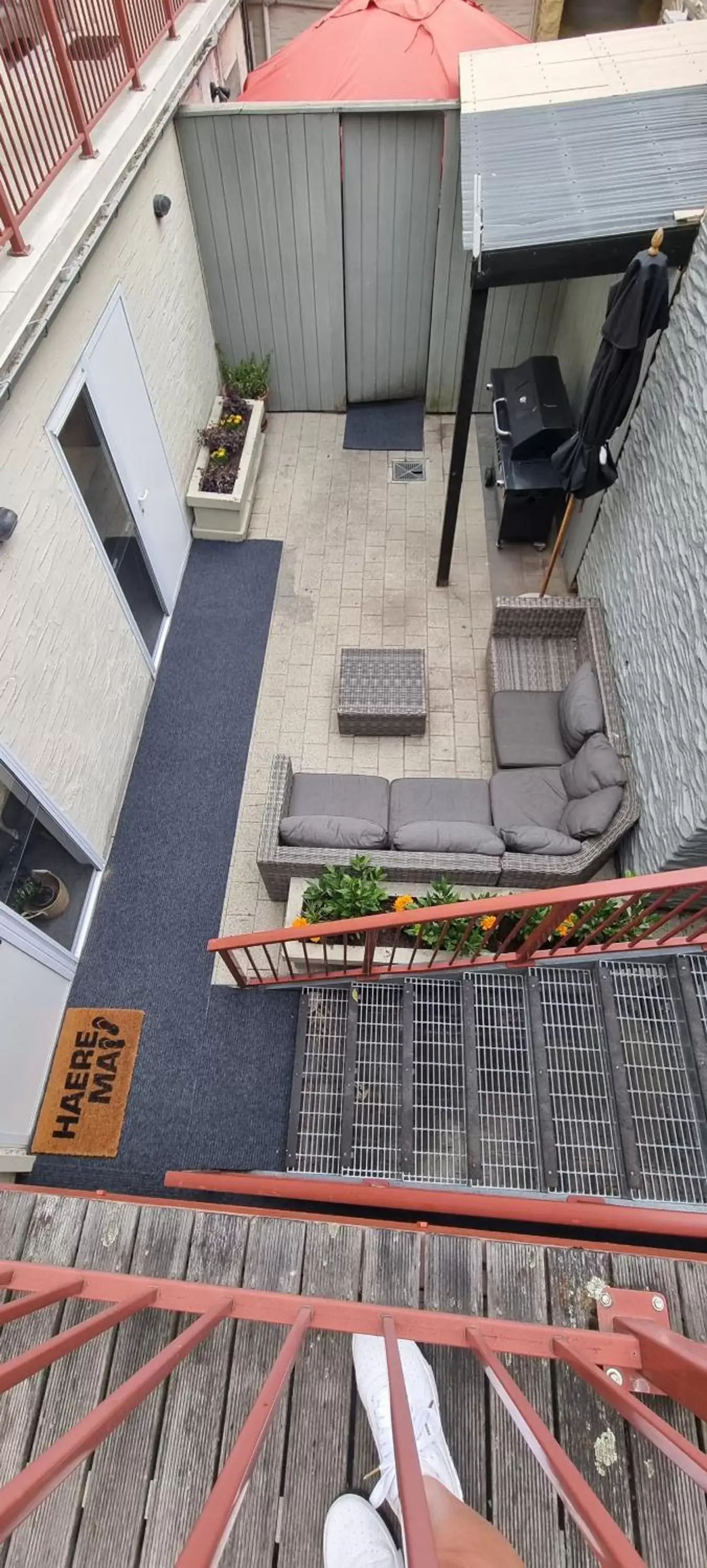 Patio, Pool View in New Orleans Hotel