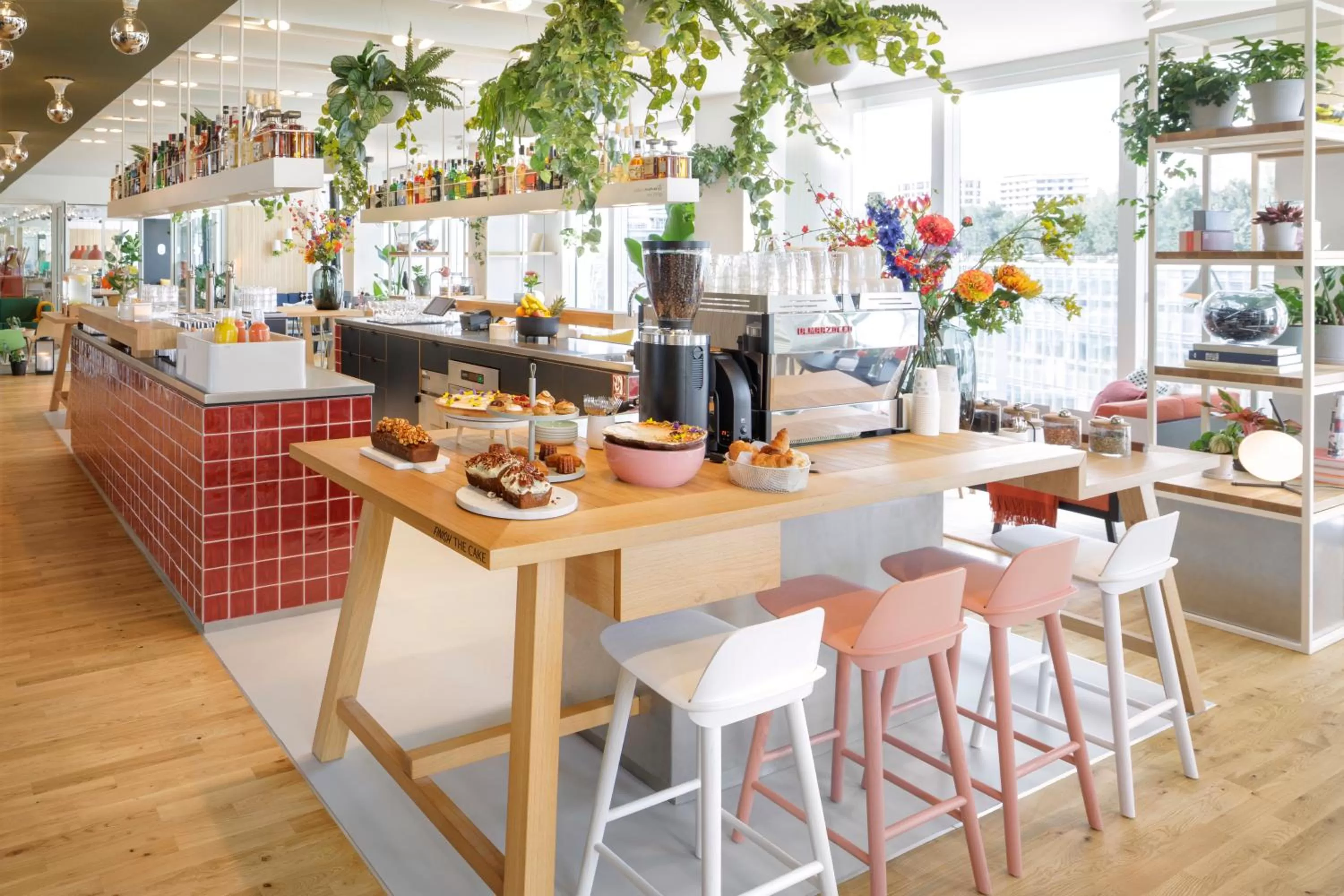 Restaurant/places to eat in Zoku Paris
