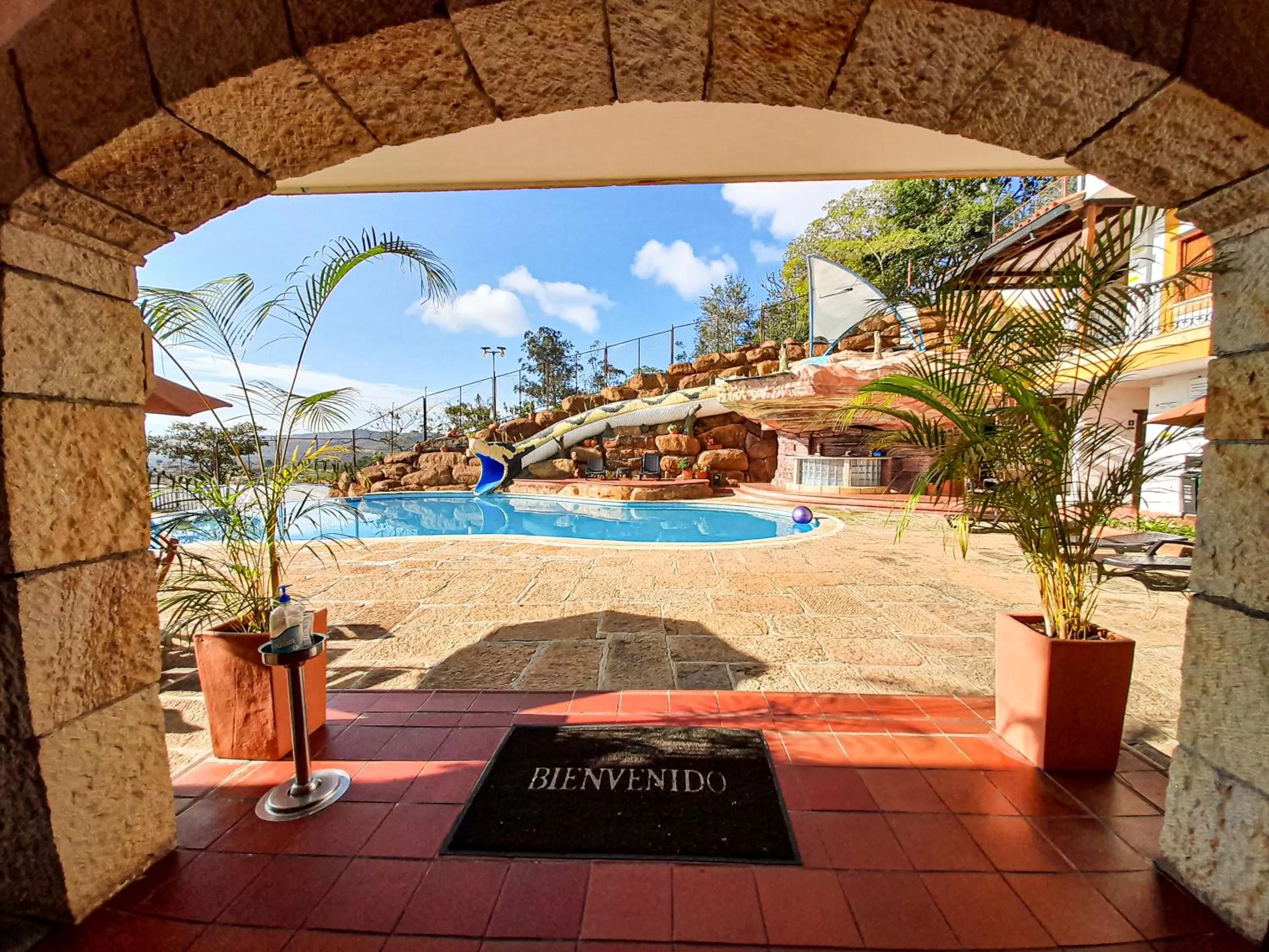 Swimming pool in Hotel Las Rocas Resort Villanueva