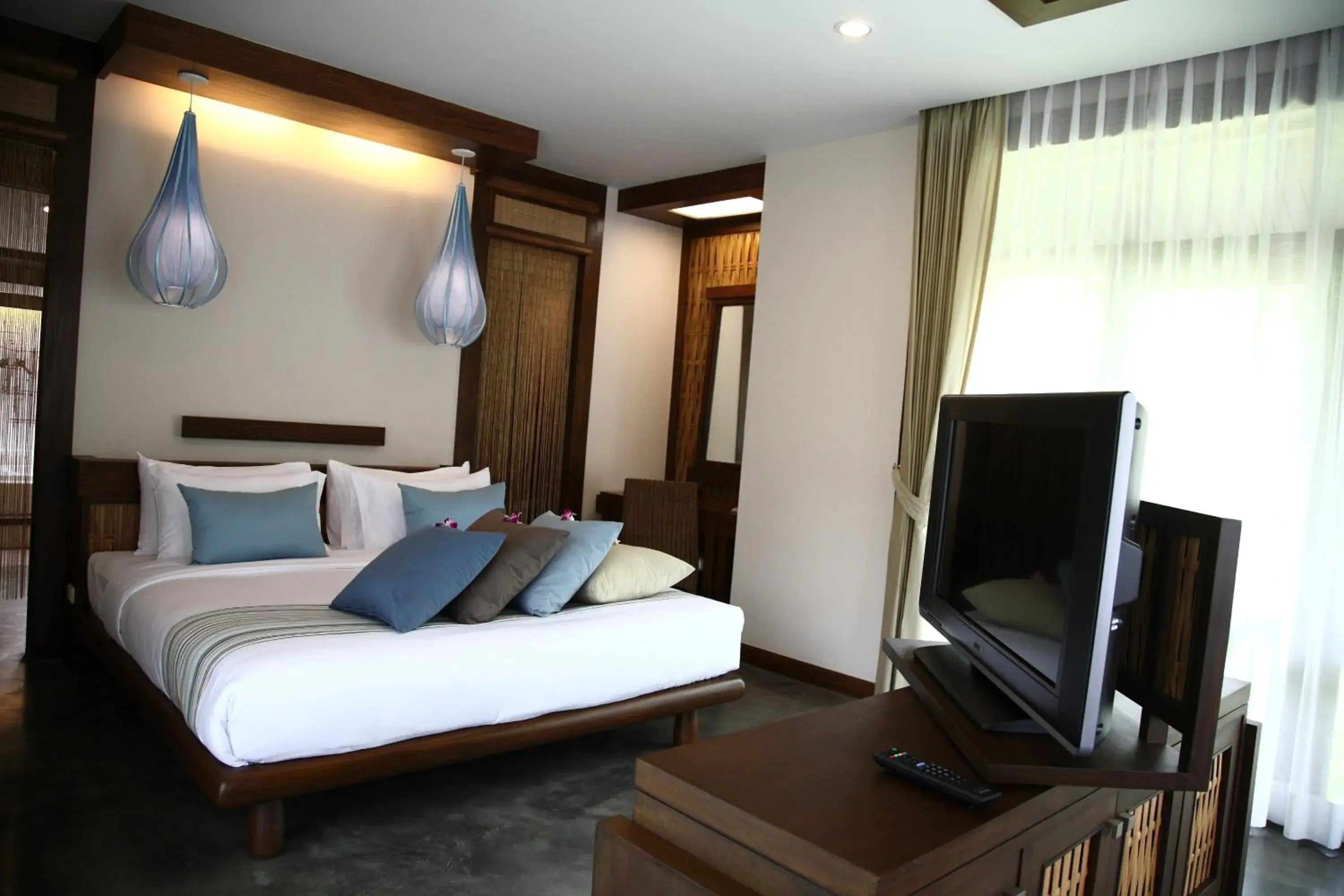 Photo of the whole room, TV/Entertainment Center in Sibsan Resort & Spa Maetaeng SHA