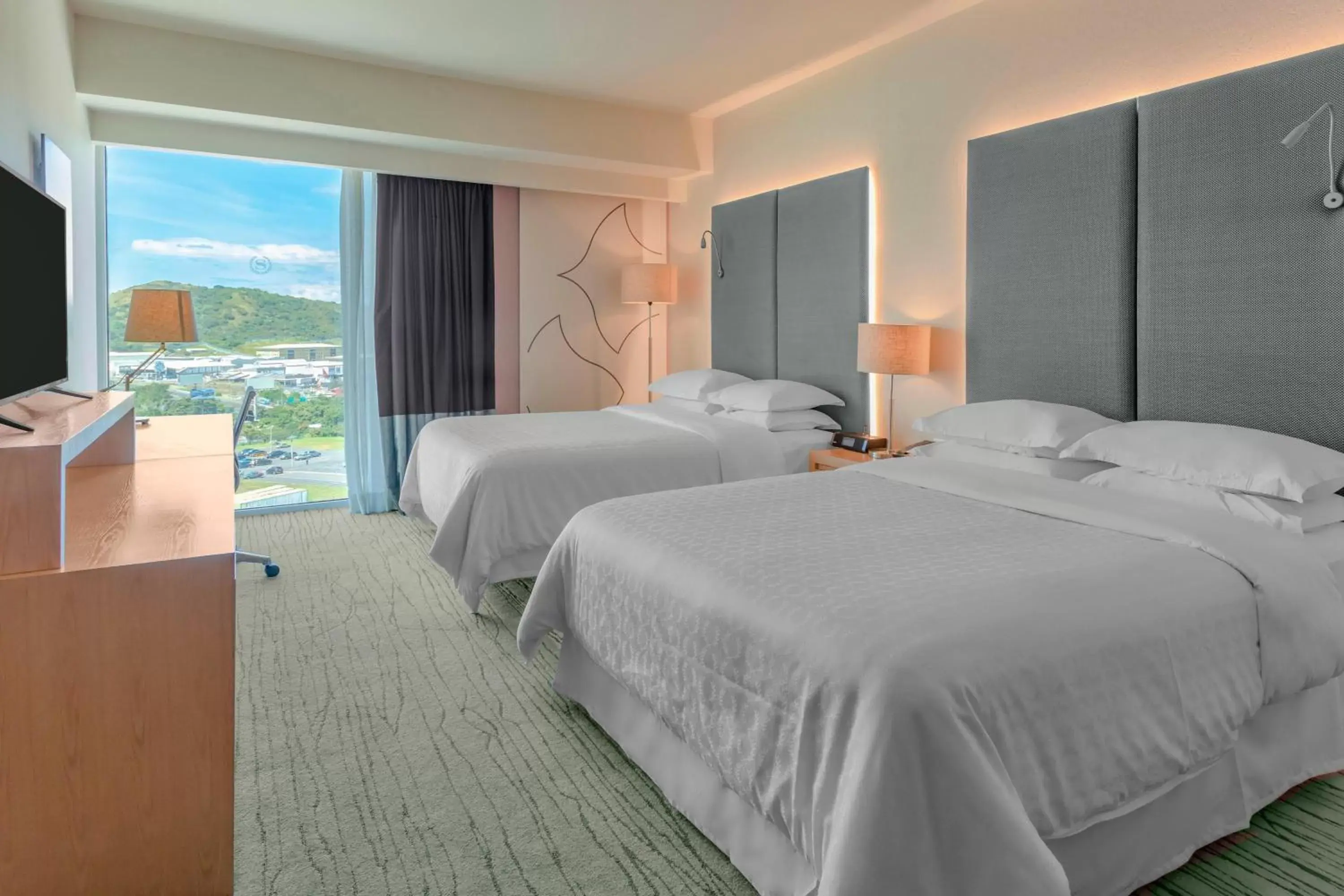 Photo of the whole room, Mountain View in Sheraton San Jose Hotel, Costa Rica