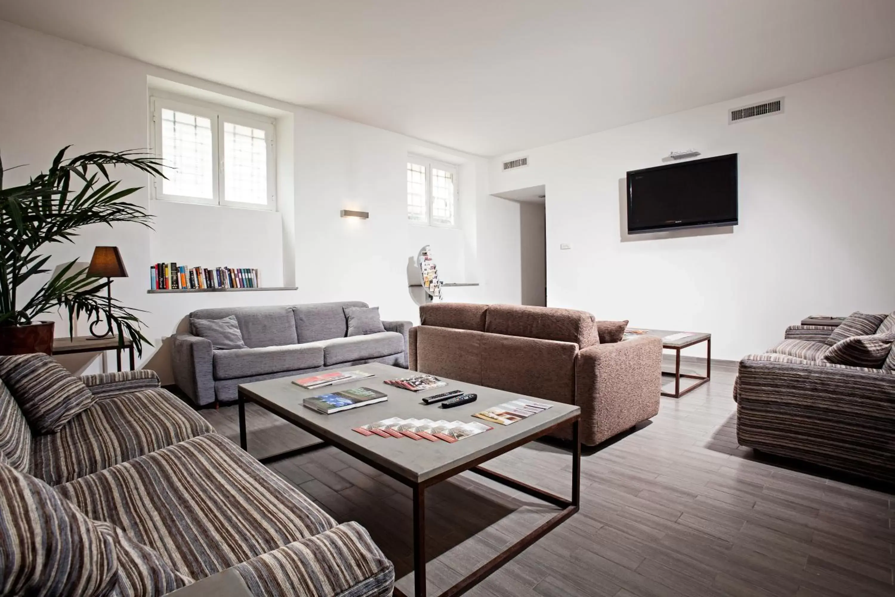 TV and multimedia, Seating Area in Trianon Borgo Pio Aparthotel