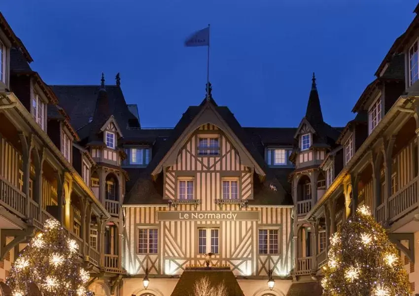 Property Building in Hôtel Barrière Le Normandy