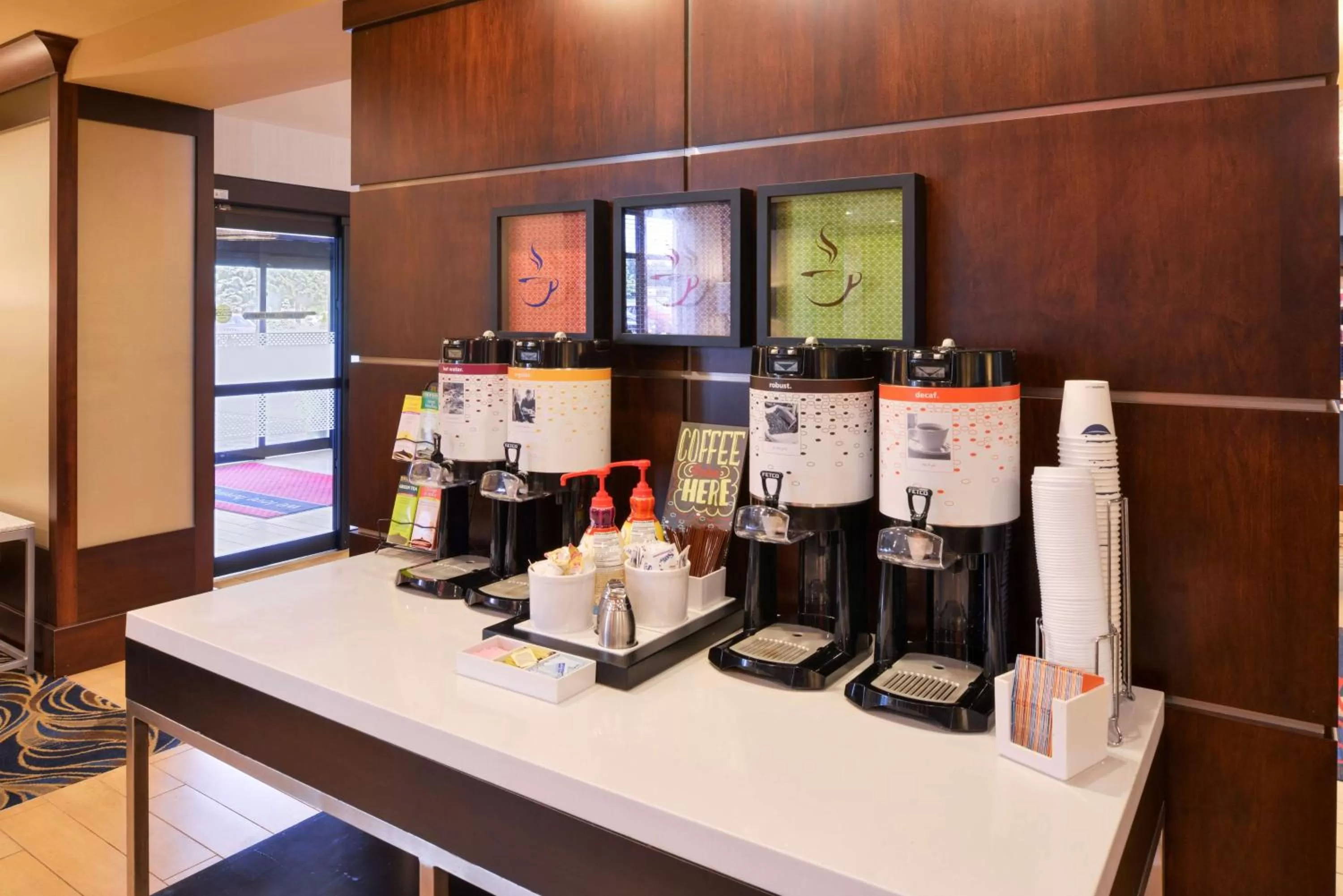 Dining area in Hampton Inn Rome