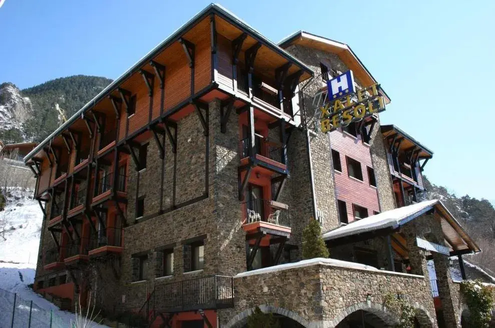 Facade/entrance, Property Building in Xalet Besolí