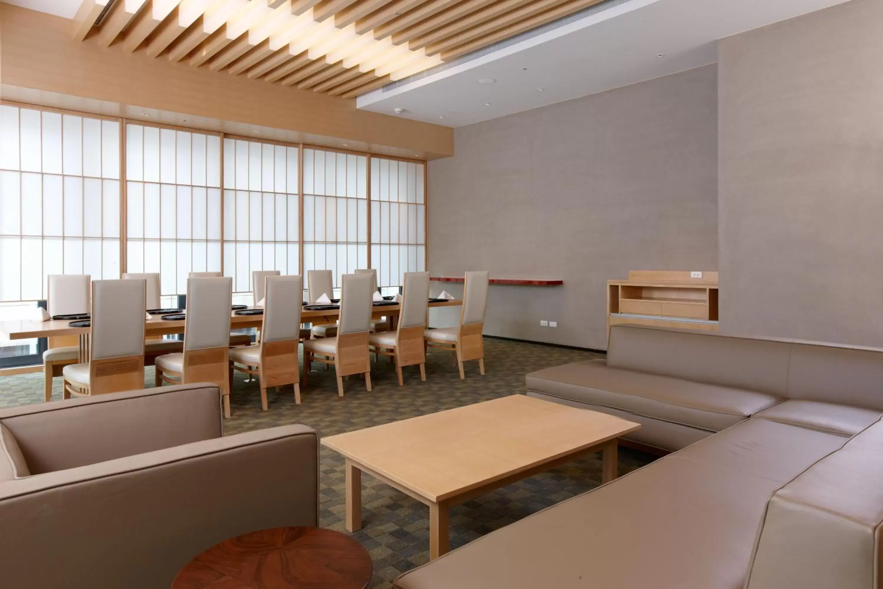 Business facilities in The Okura Prestige Taipei