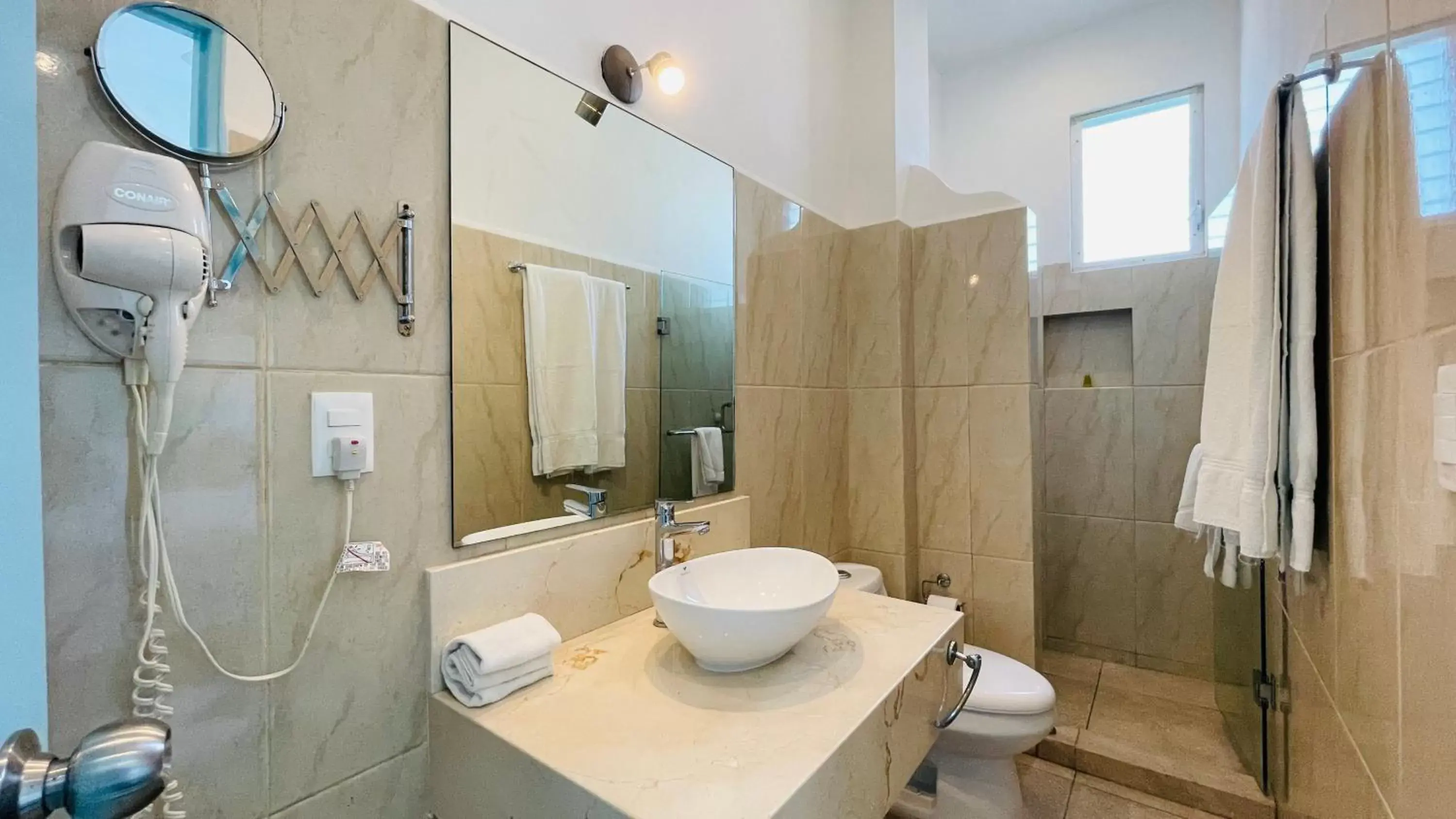 Bathroom in WINDAY HOTEL - Cerca 5a Avenida