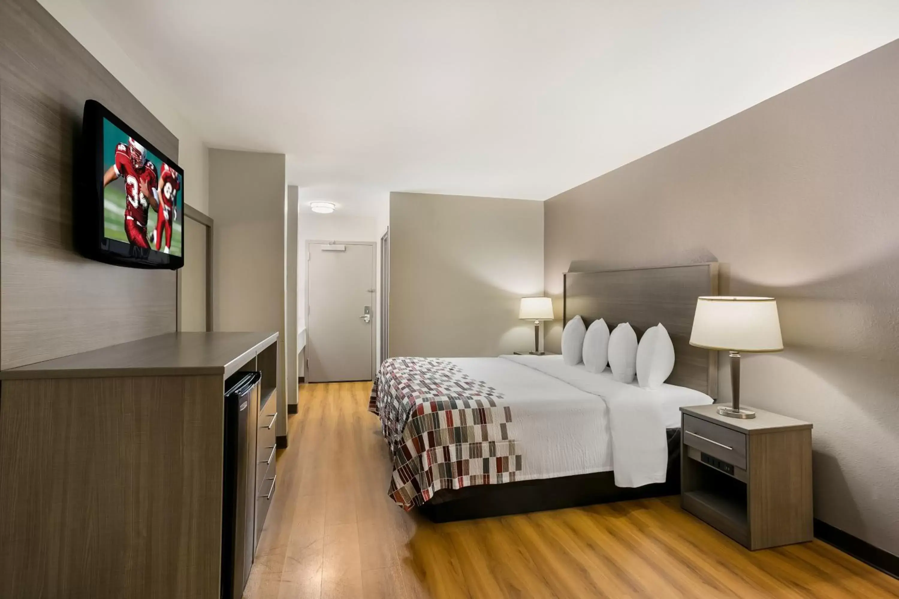 Bedroom, Bed in Red Roof Inn Denver Bedroom, Bed in Red Roof Inn Denver