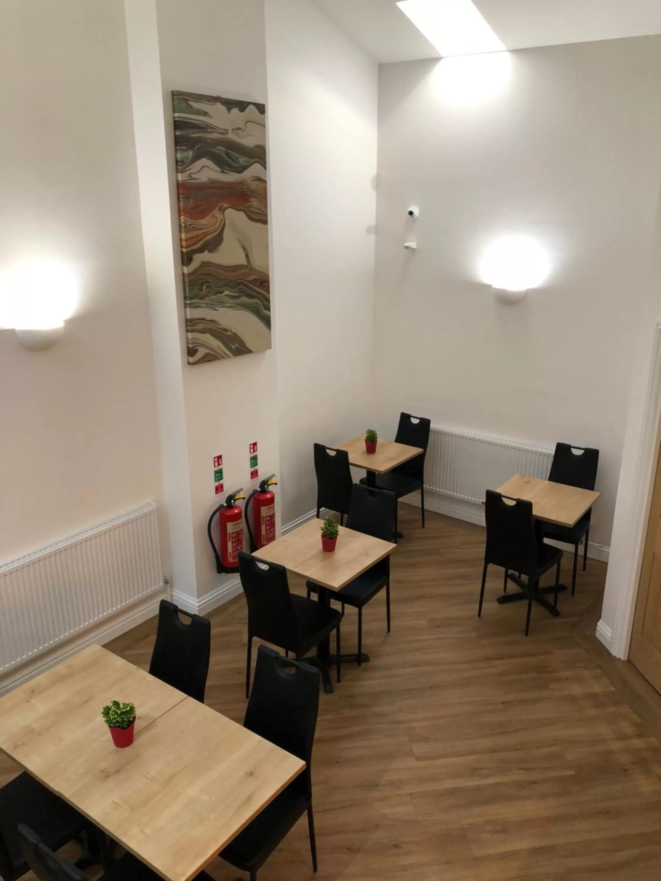 Communal kitchen in Fir Tree Barn