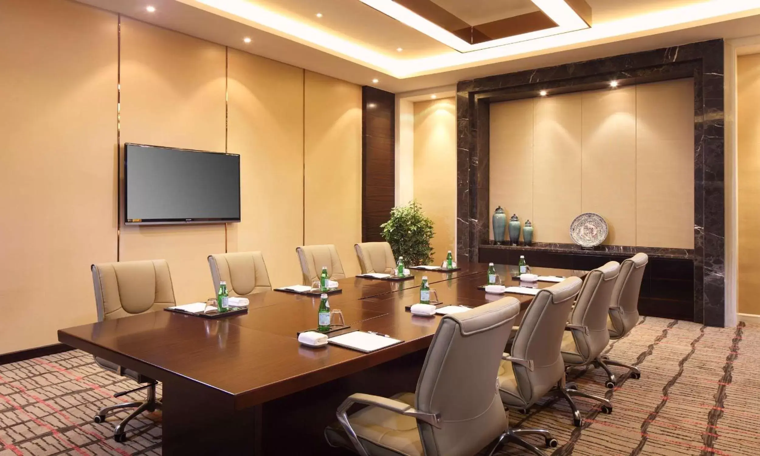 Meeting/conference room, Business Area/Conference Room in DoubleTree by Hilton Wuhu