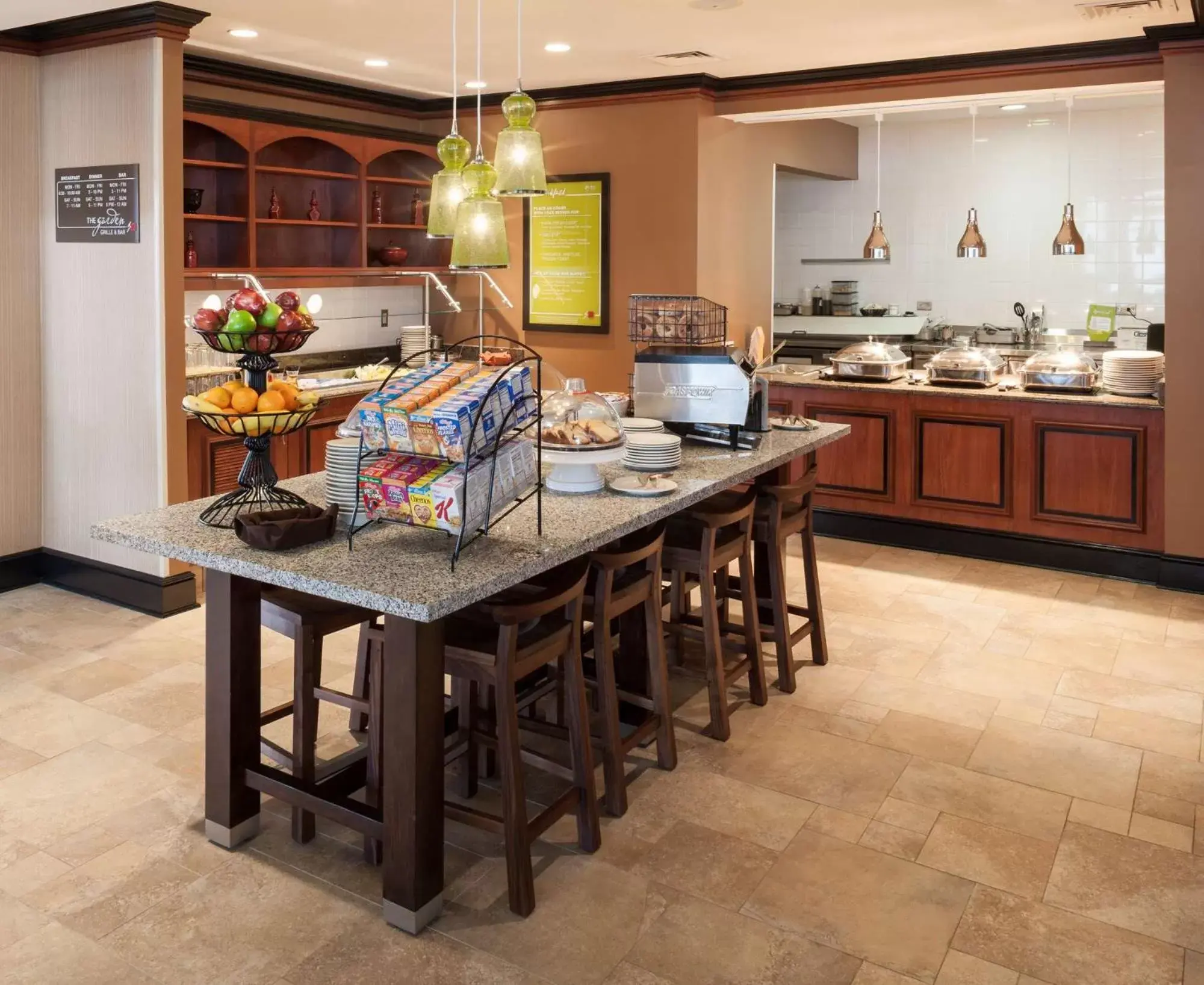 Dining area, Kitchen/Kitchenette in Hilton Garden Inn Merrillville