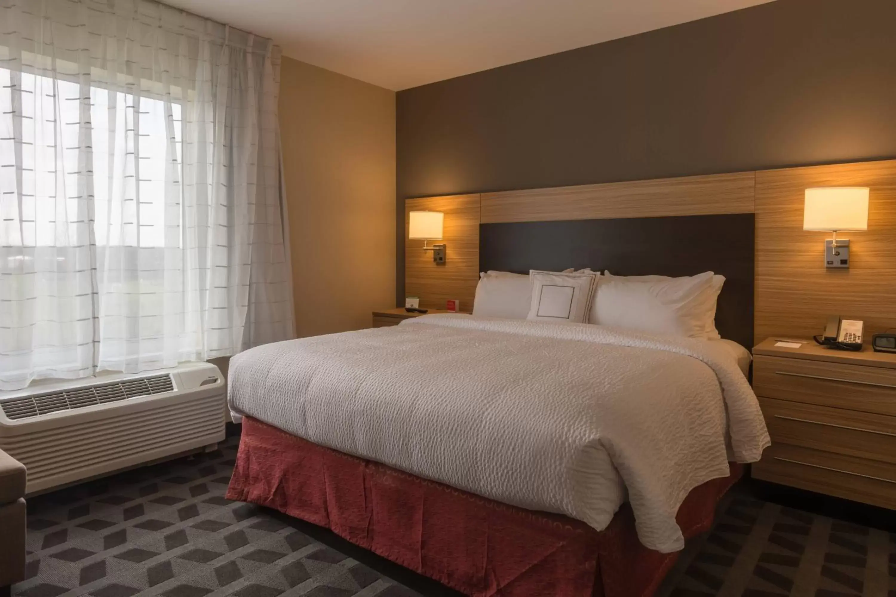 Bedroom, Bed in TownePlace Suites by Marriott Syracuse Clay
