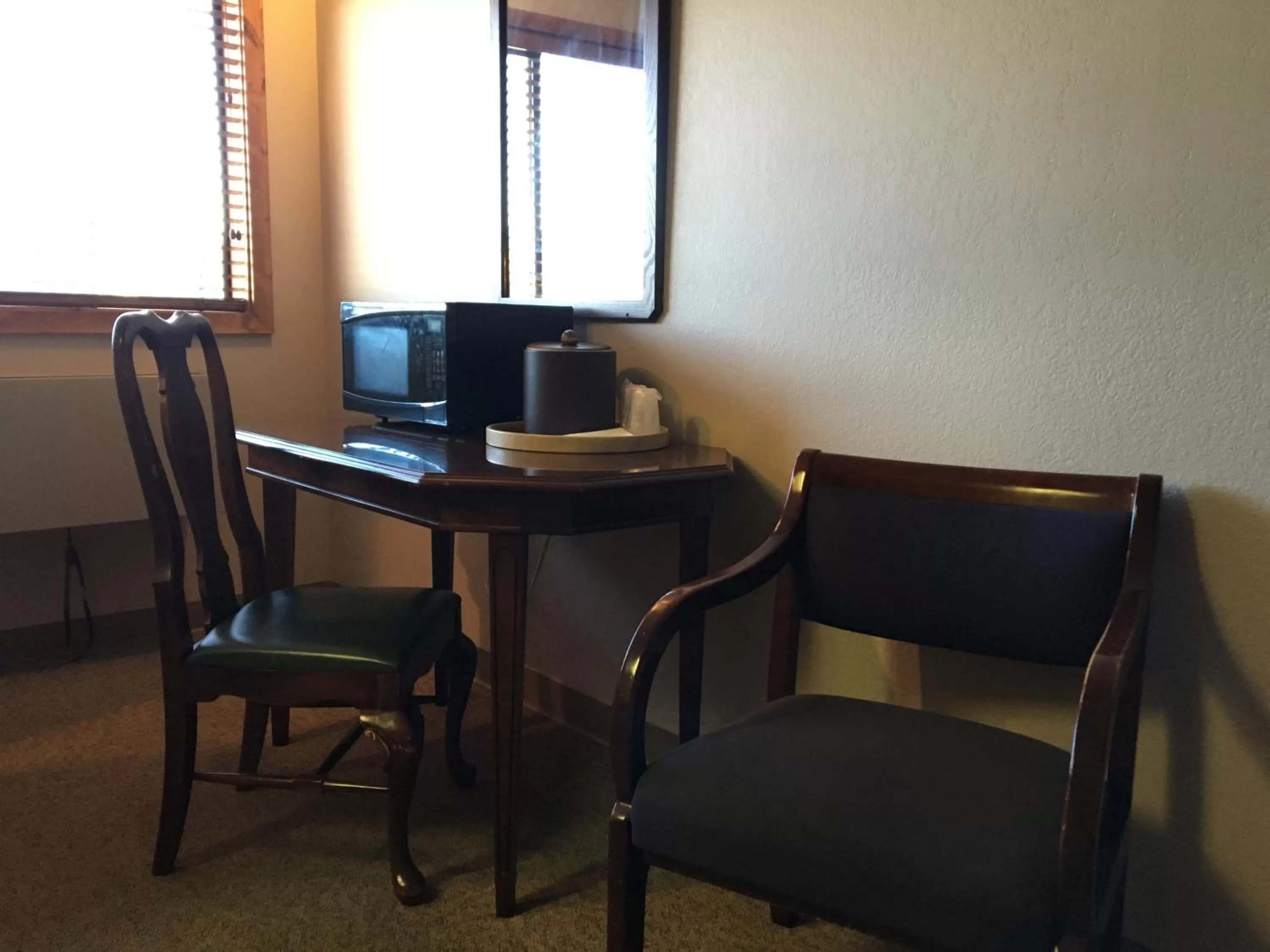 furniture in Timber Lodge Inn