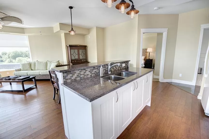 Kitchen or kitchenette, Kitchen/Kitchenette in Tall Ships Landing Coastal Resort