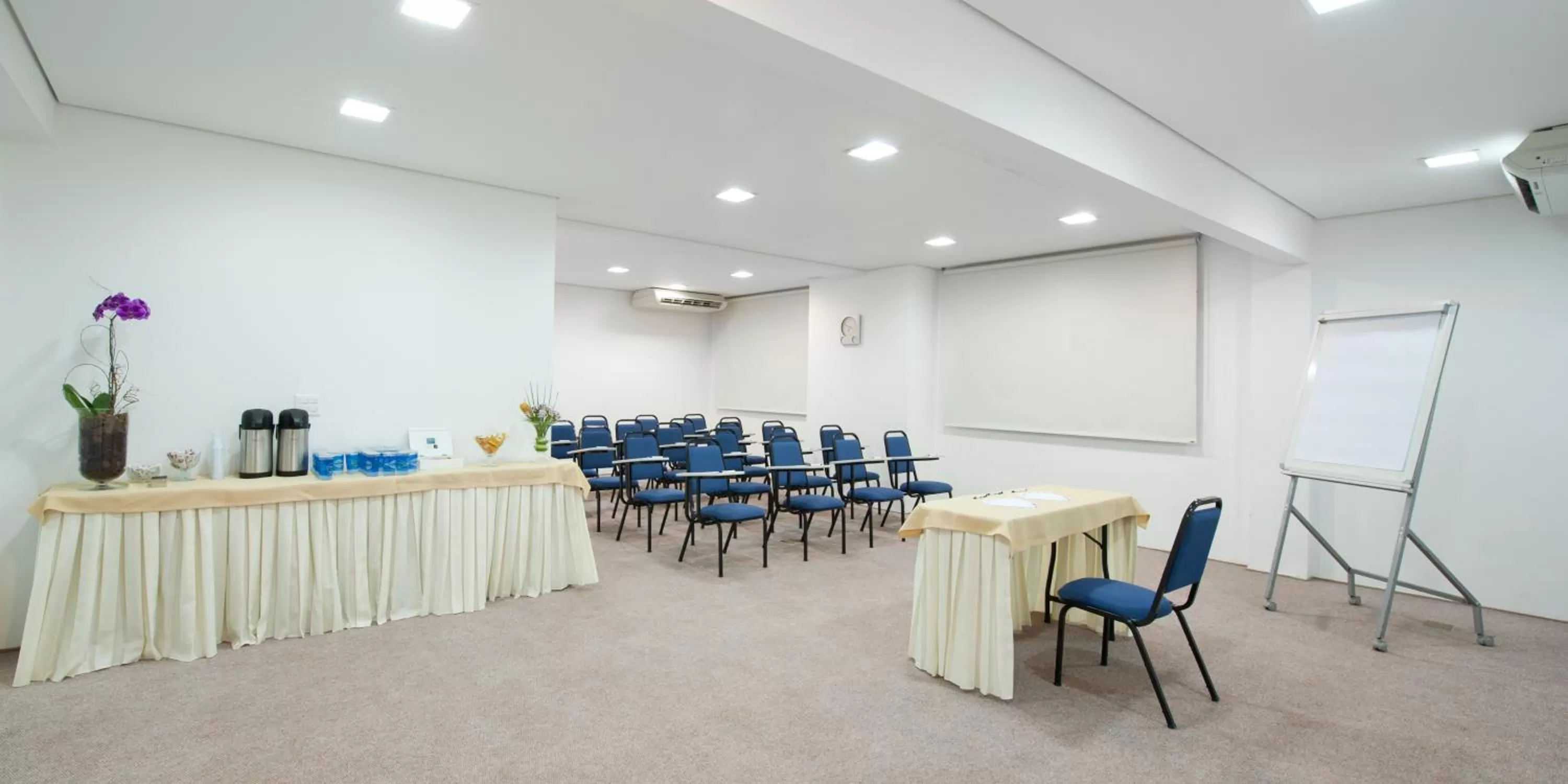 Business facilities in Hotel Sequóia Alphaville