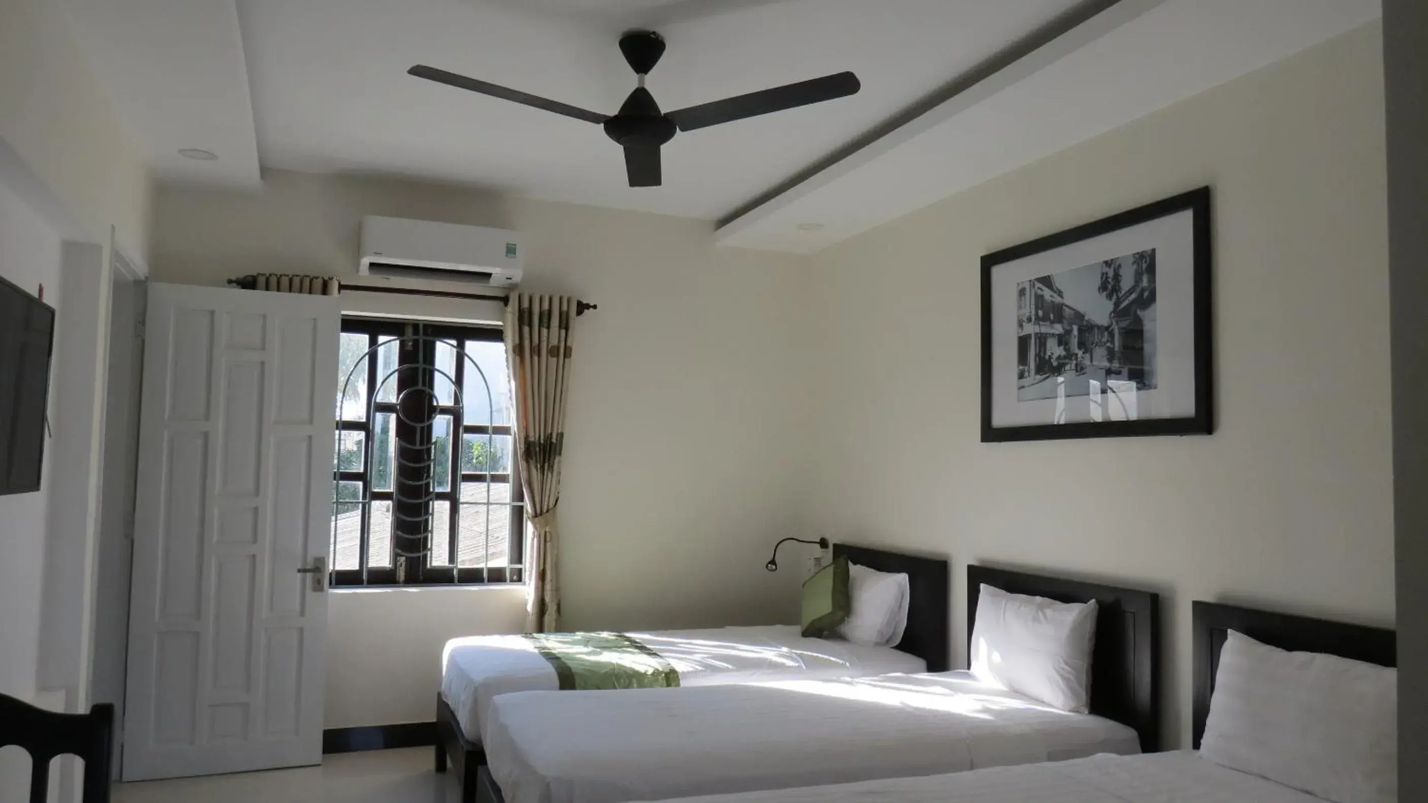 Bedroom, Bed in Starfruit Villa