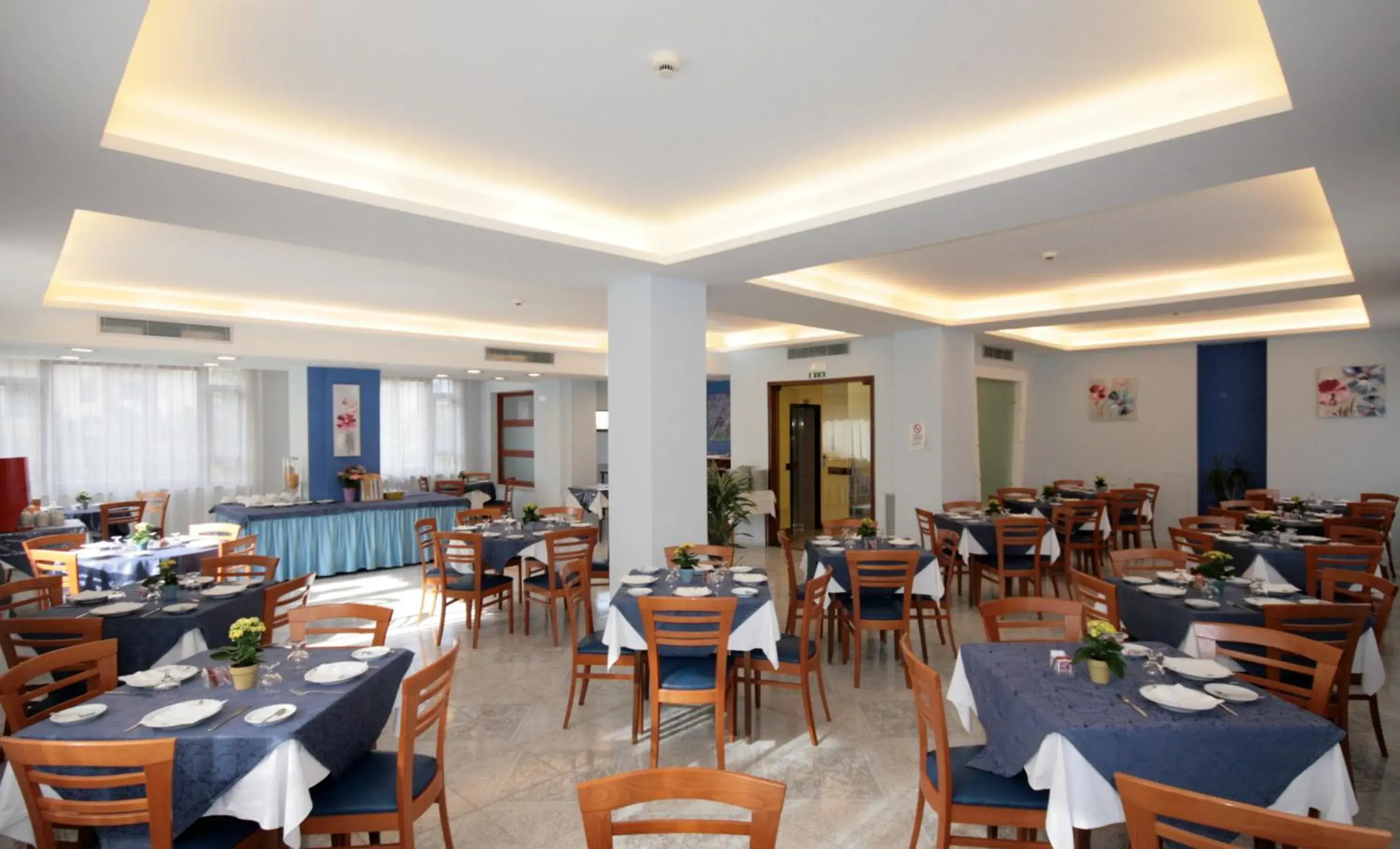 Restaurant/Places to Eat in Hotel Leone