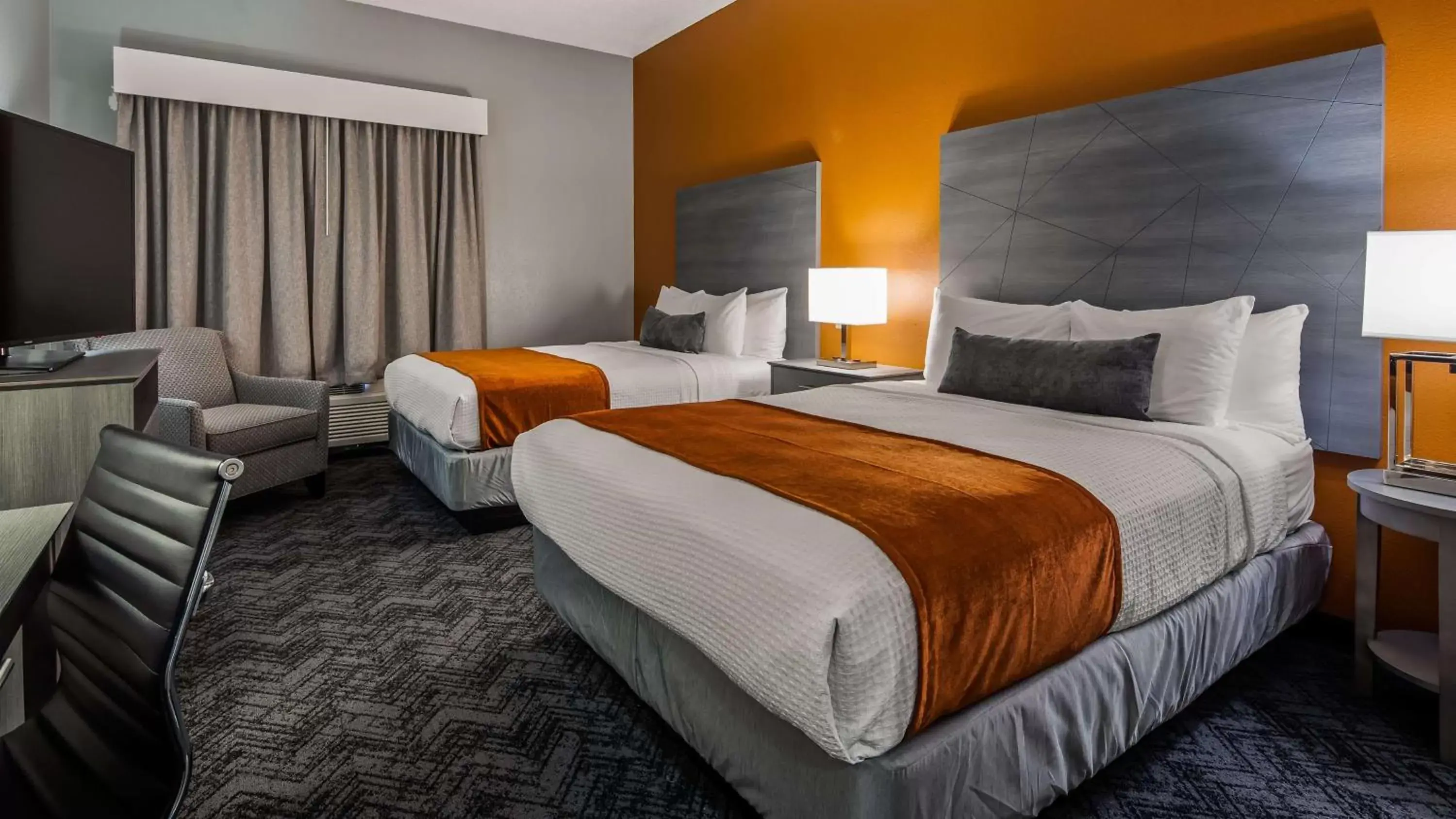 Photo of the whole room, Bed in Best Western Plus St. Augustine I-95 Photo of the whole room, Bed in Best Western Plus St. Augustine I-95