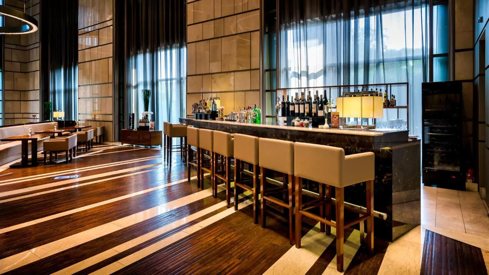 Lounge or bar, Restaurant/Places to Eat in Hotel Nikko Saigon