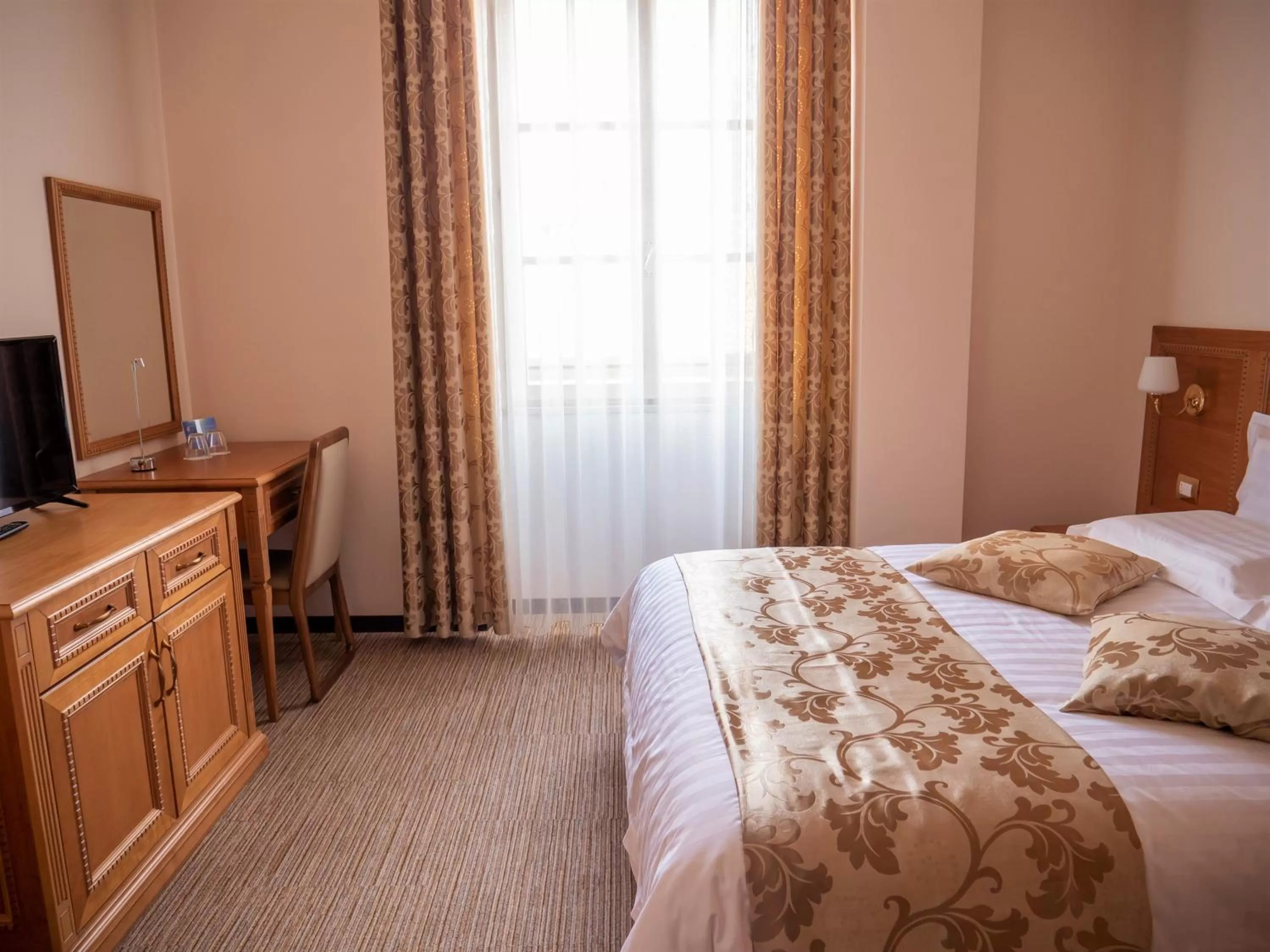 Photo of the whole room, Bed in Hotel Boka