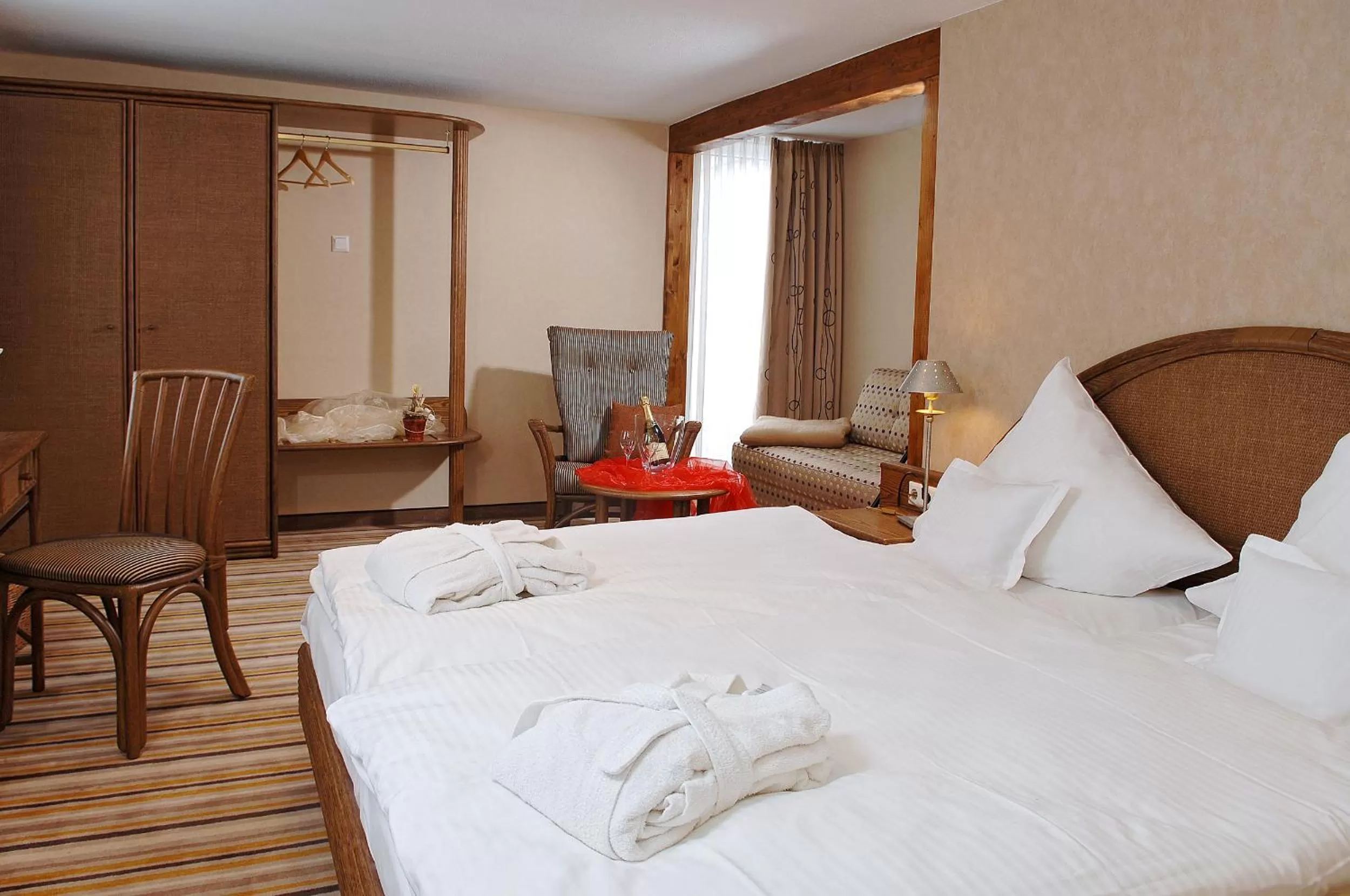 Bedroom, Bed in Gästehaus Dorf-Alm