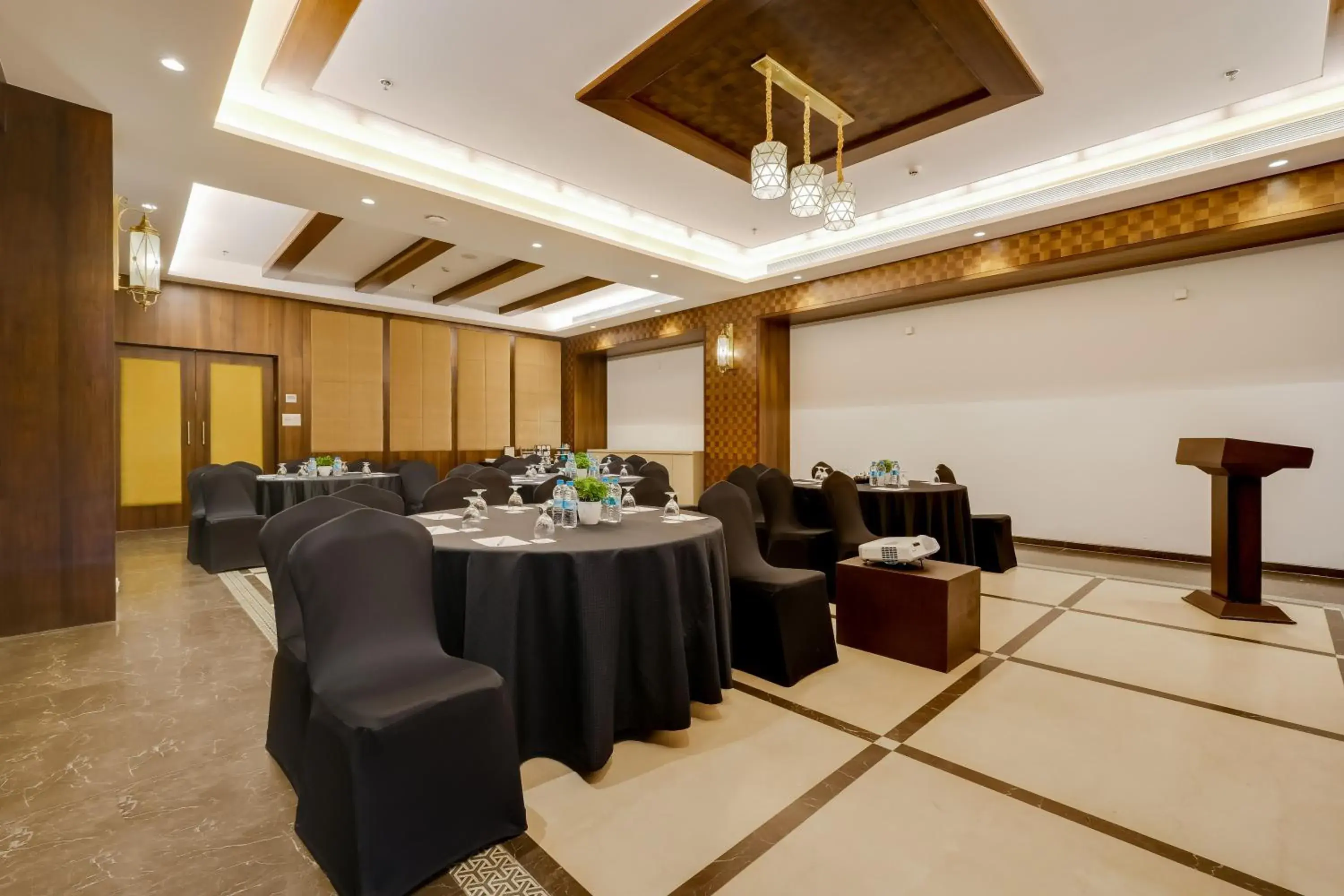 Banquet/Function facilities in The Fern An Ecotel Hotel, Lonavala