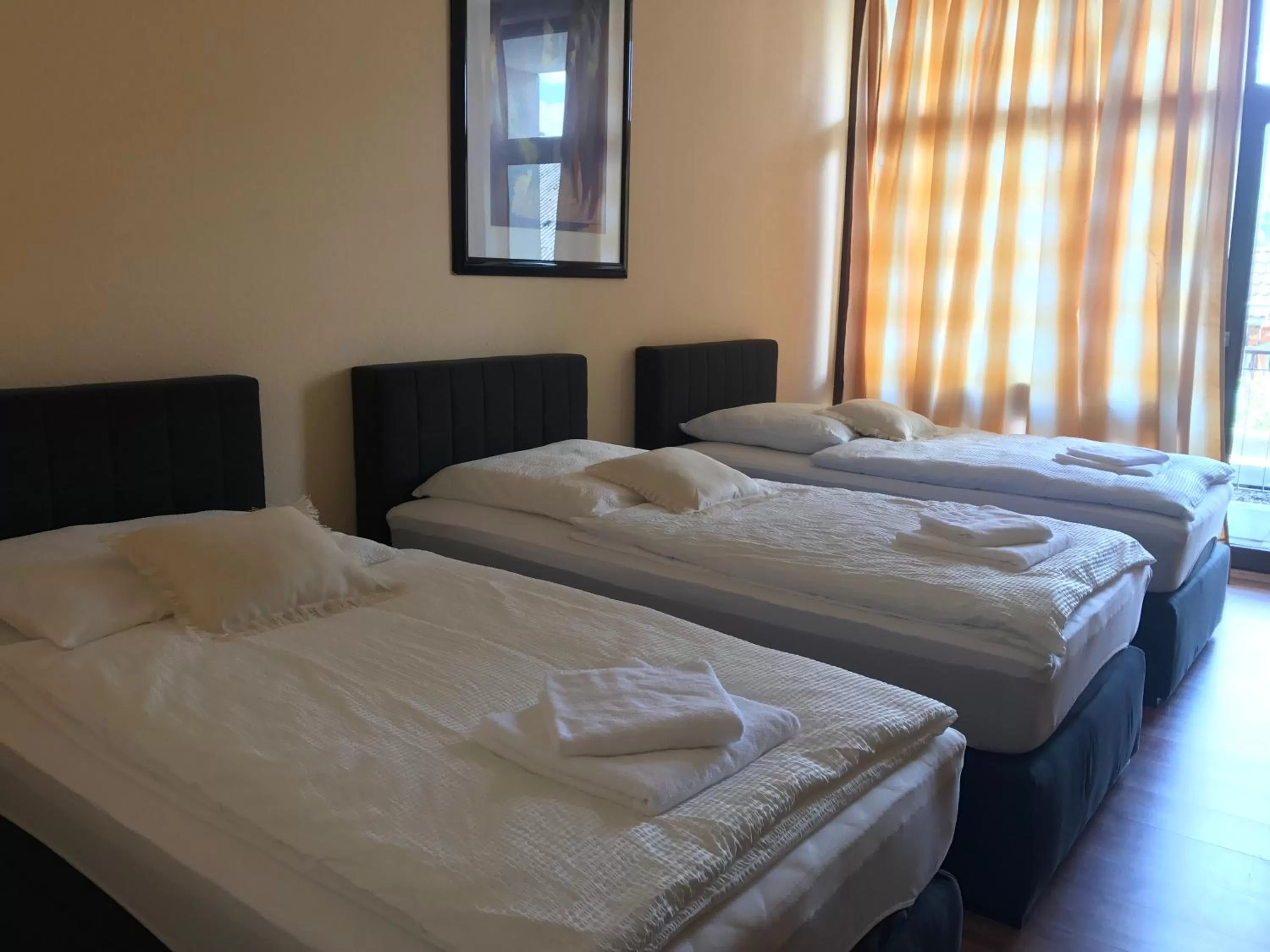 Bed in Gästehaus beim Prinz