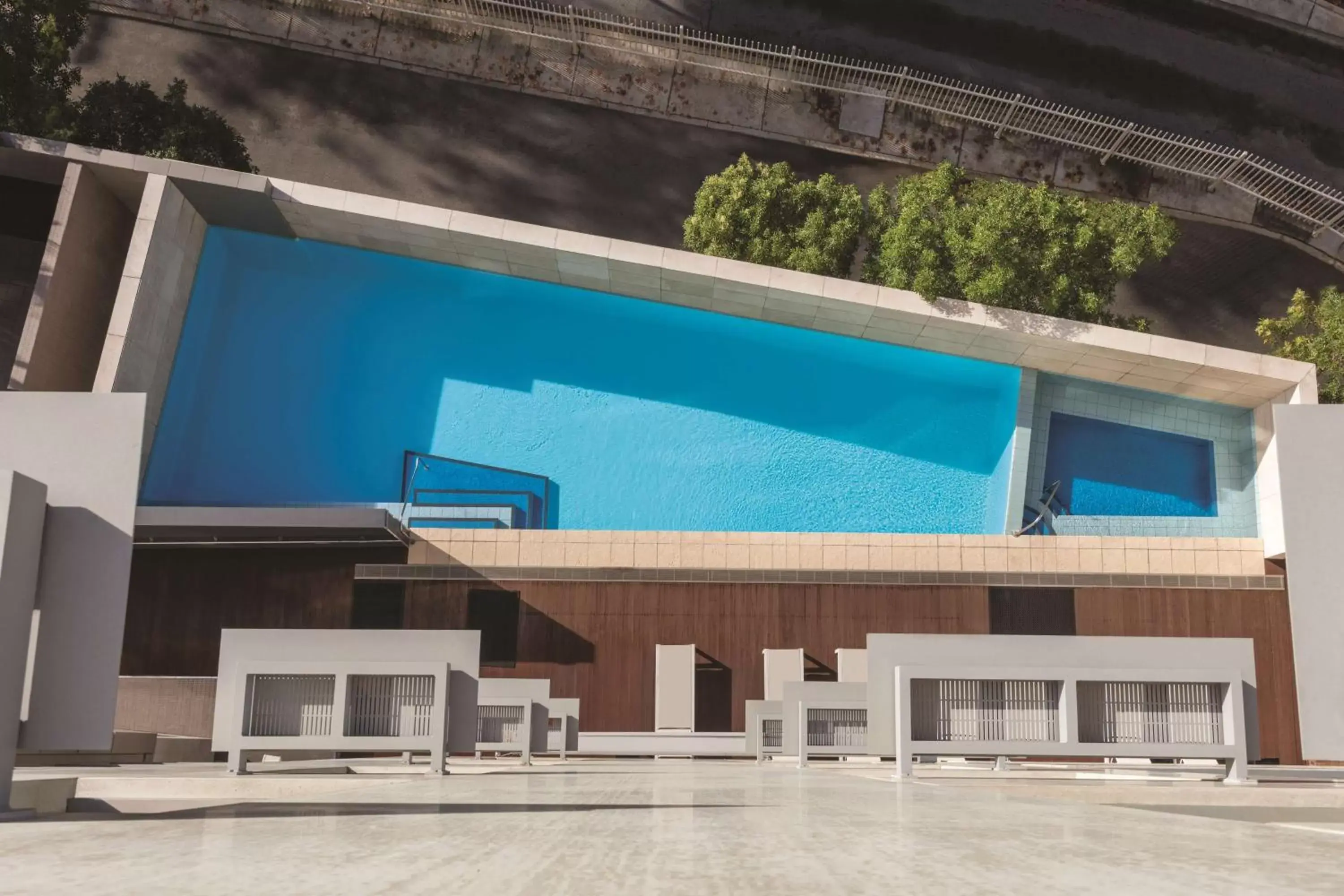 Pool view in Adina Apartment Hotel Perth Pool view in Adina Apartment Hotel Perth