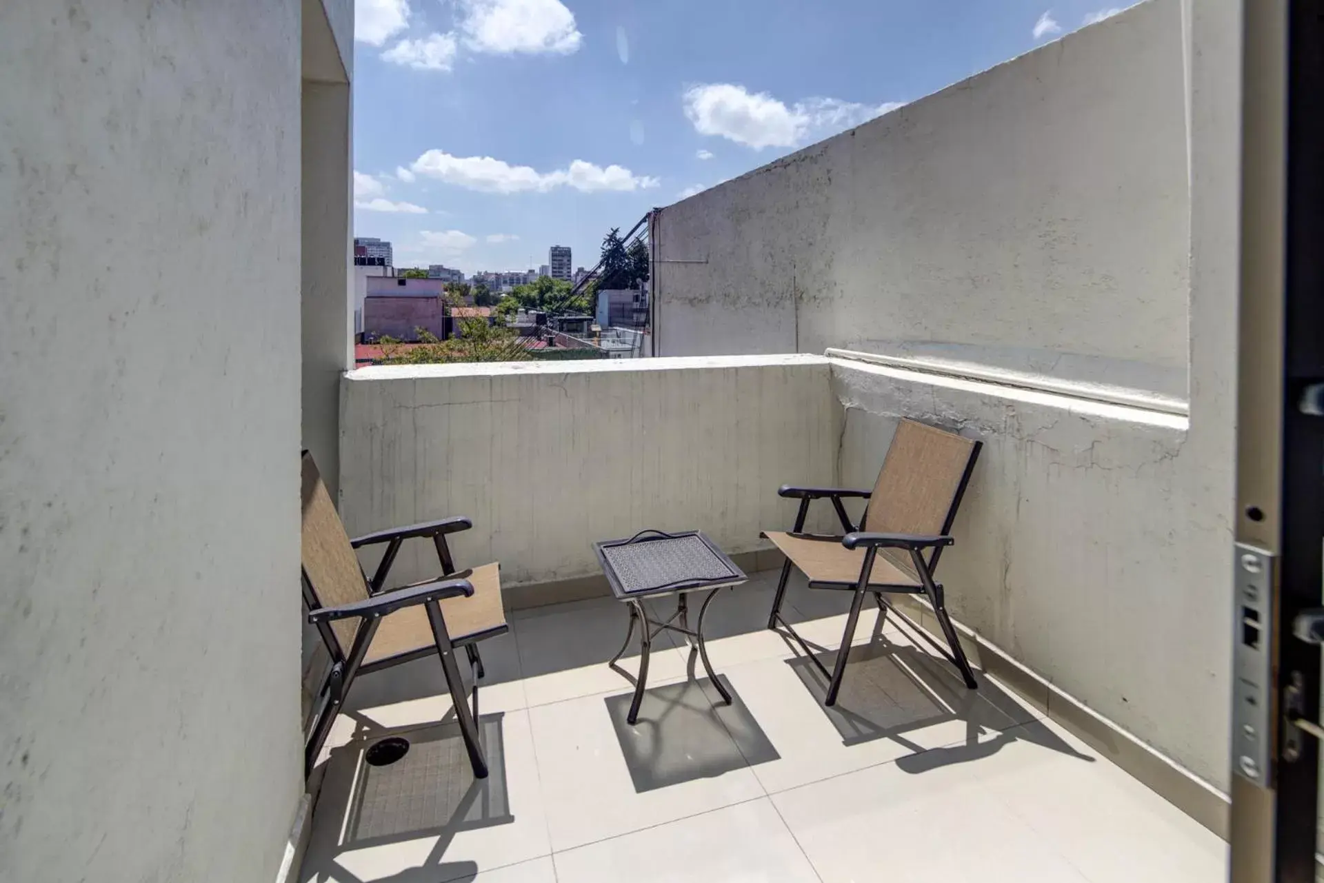 Balcony/Terrace in Alfredo de Musset 354