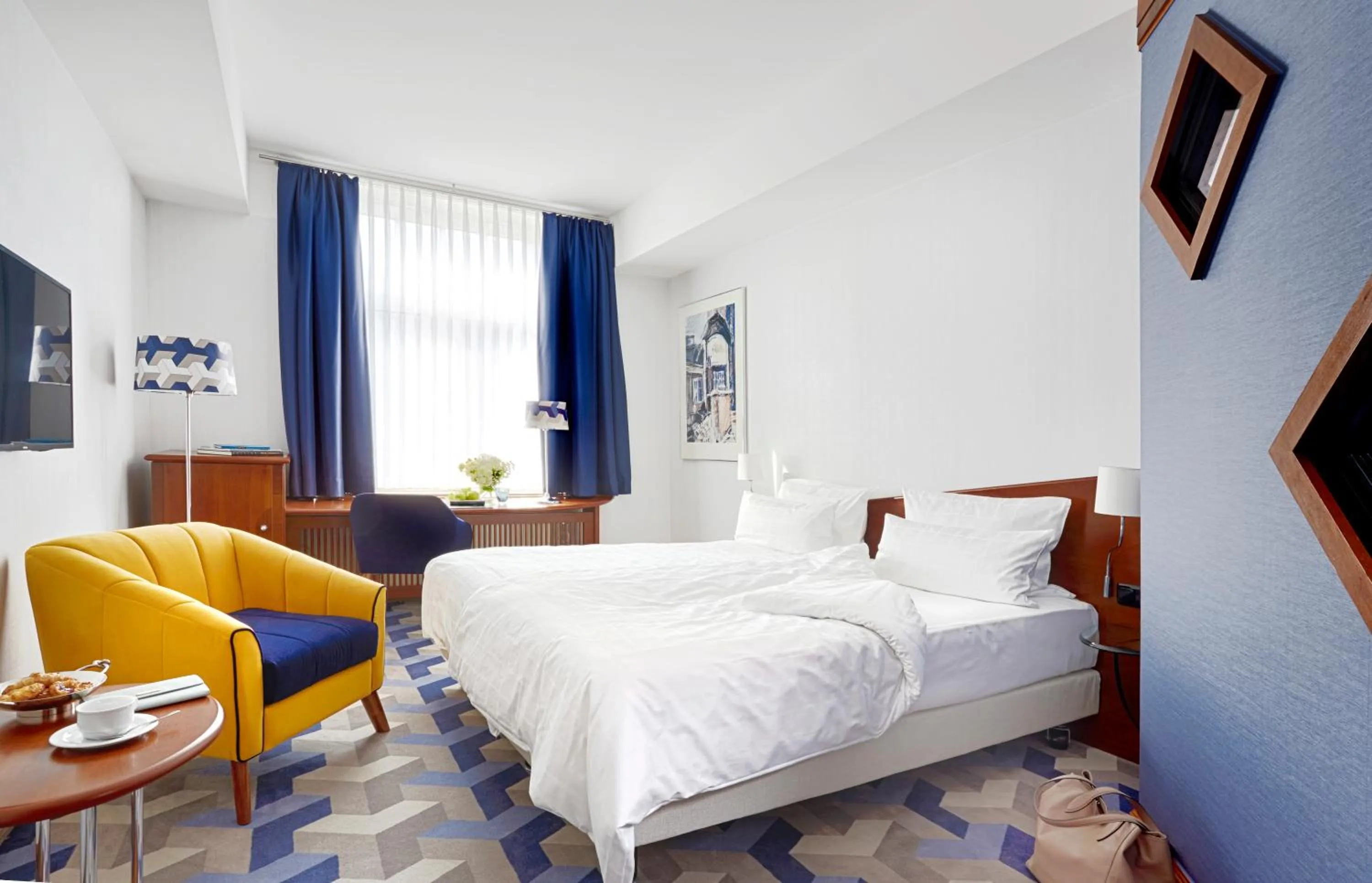 Photo of the whole room, Bed in Seaside Park Hotel Leipzig