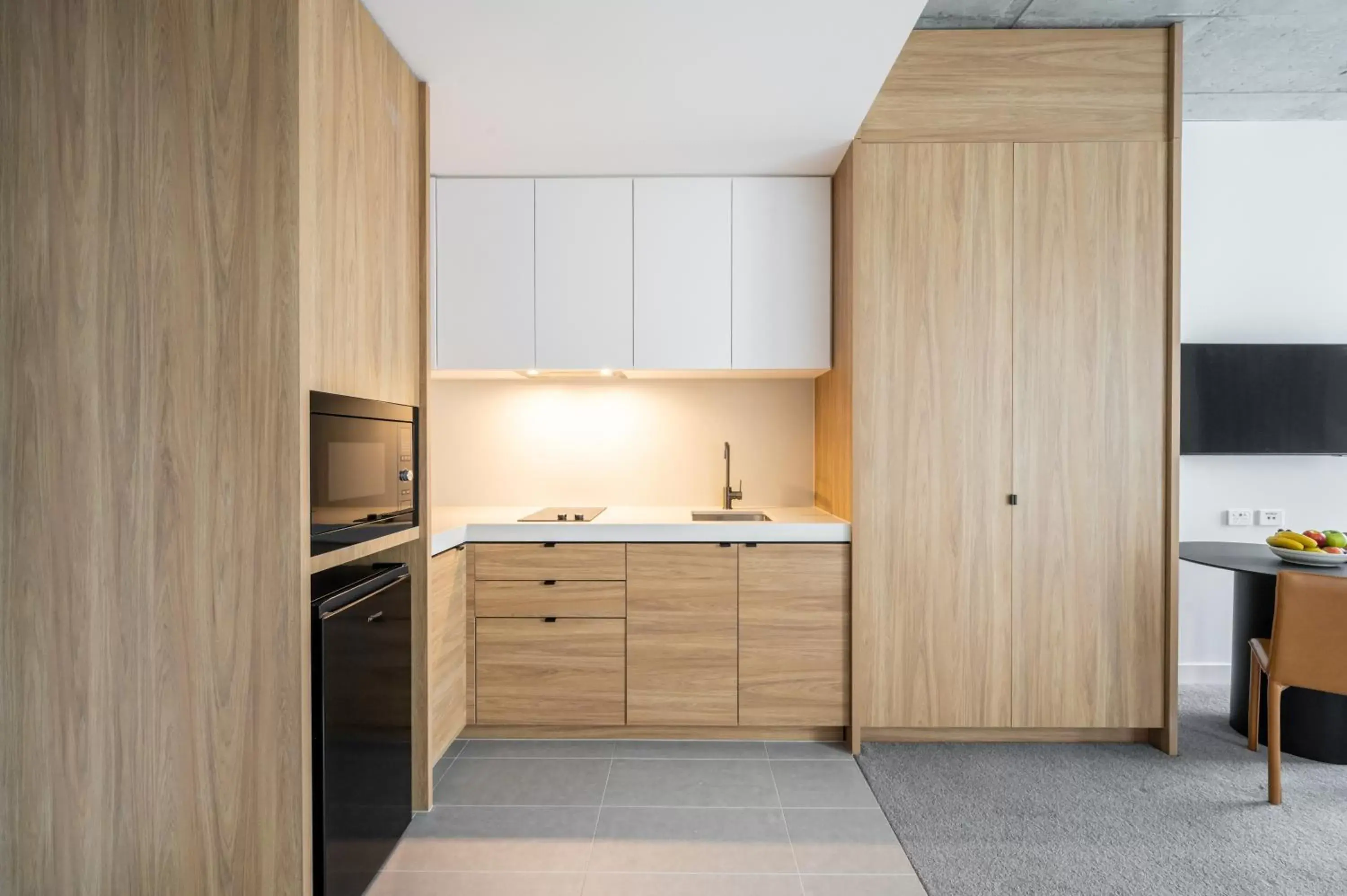 Kitchen or kitchenette, Kitchen/Kitchenette in Nesuto Docklands