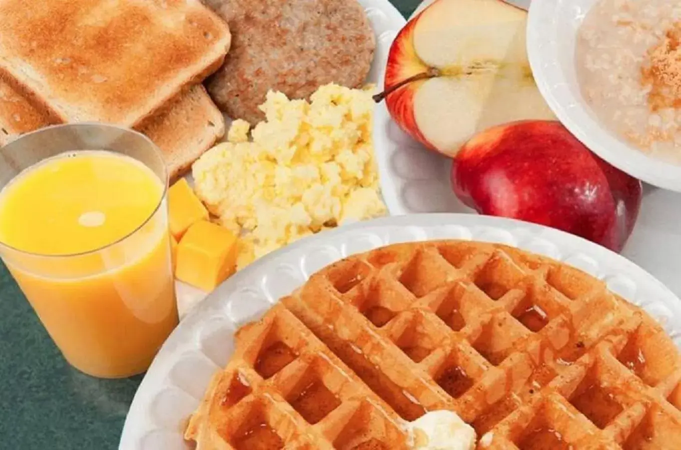 American breakfast, Food in Cobblestone Inn & Suites - Vinton, LA