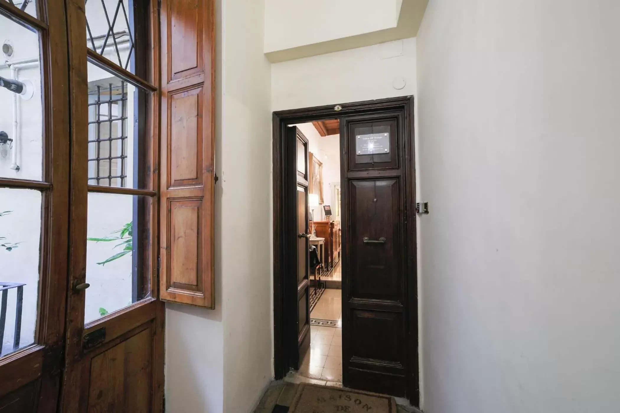 Facade/entrance in La Maison Dell'Orologio