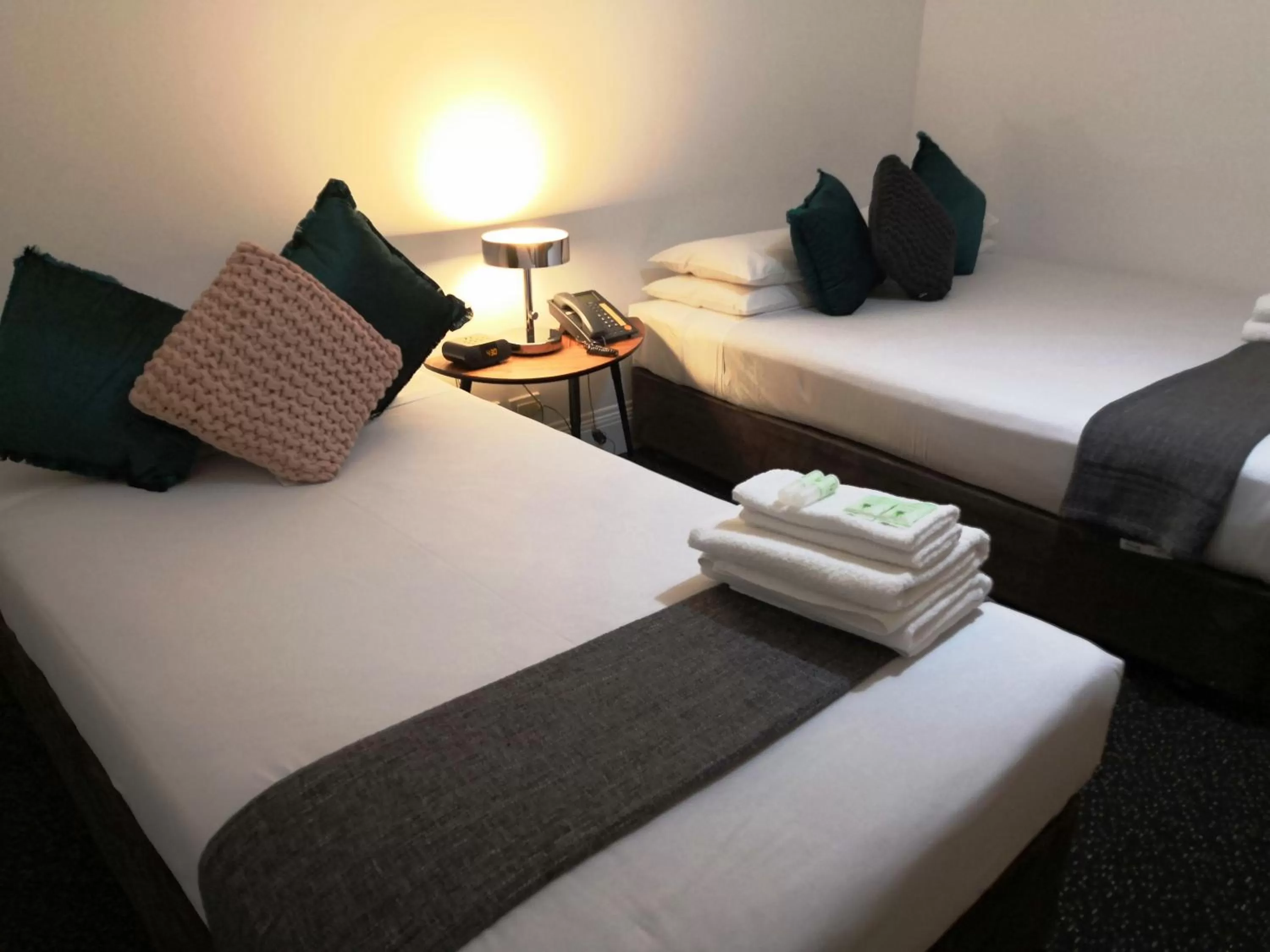 Bed in Criterion Hotel Perth