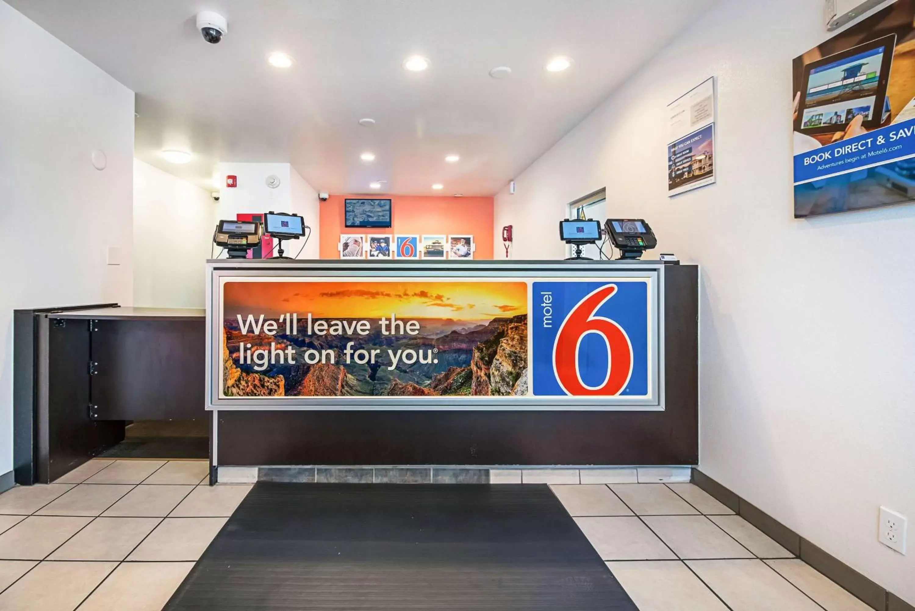 Property logo or sign in Motel 6-Corpus Christi, TX - Northwest