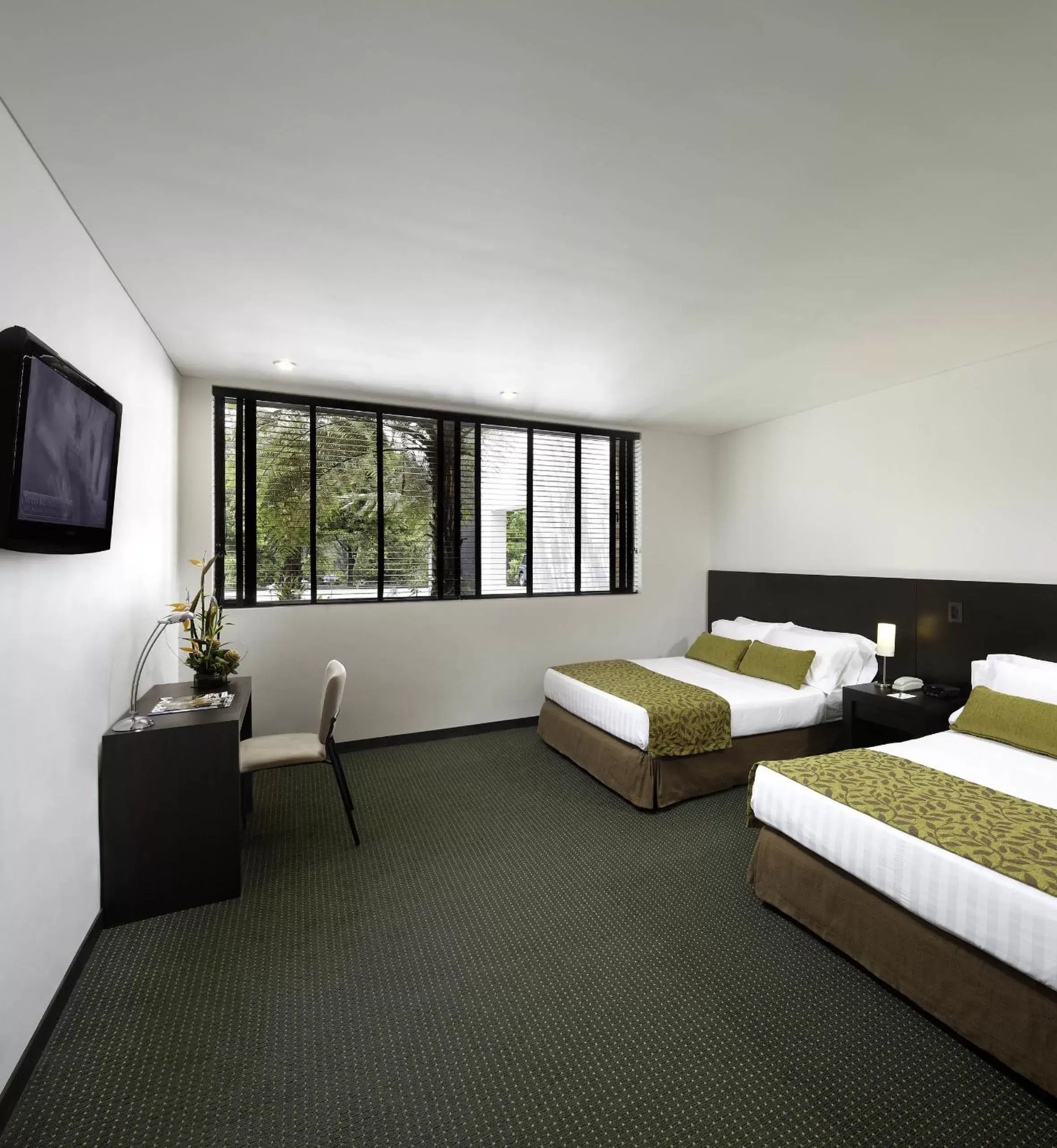 Photo of the whole room, Bed in Estelar Recinto Del Pensamiento Hotel Y Centro De Convenciones Photo of the whole room, Bed in Estelar Recinto Del Pensamiento Hotel Y Centro De Convenciones