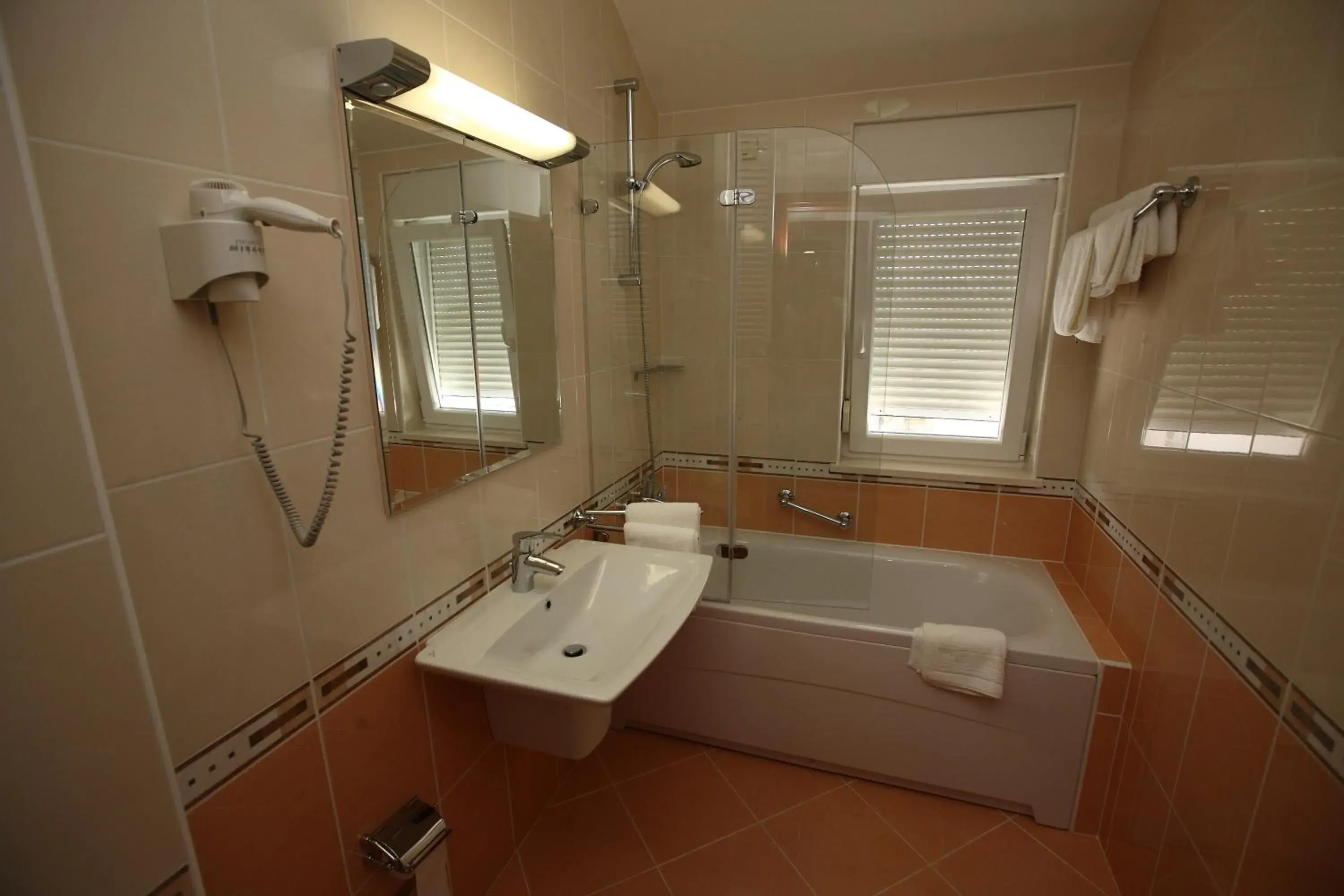Bathroom in Hotel Trogir Palace