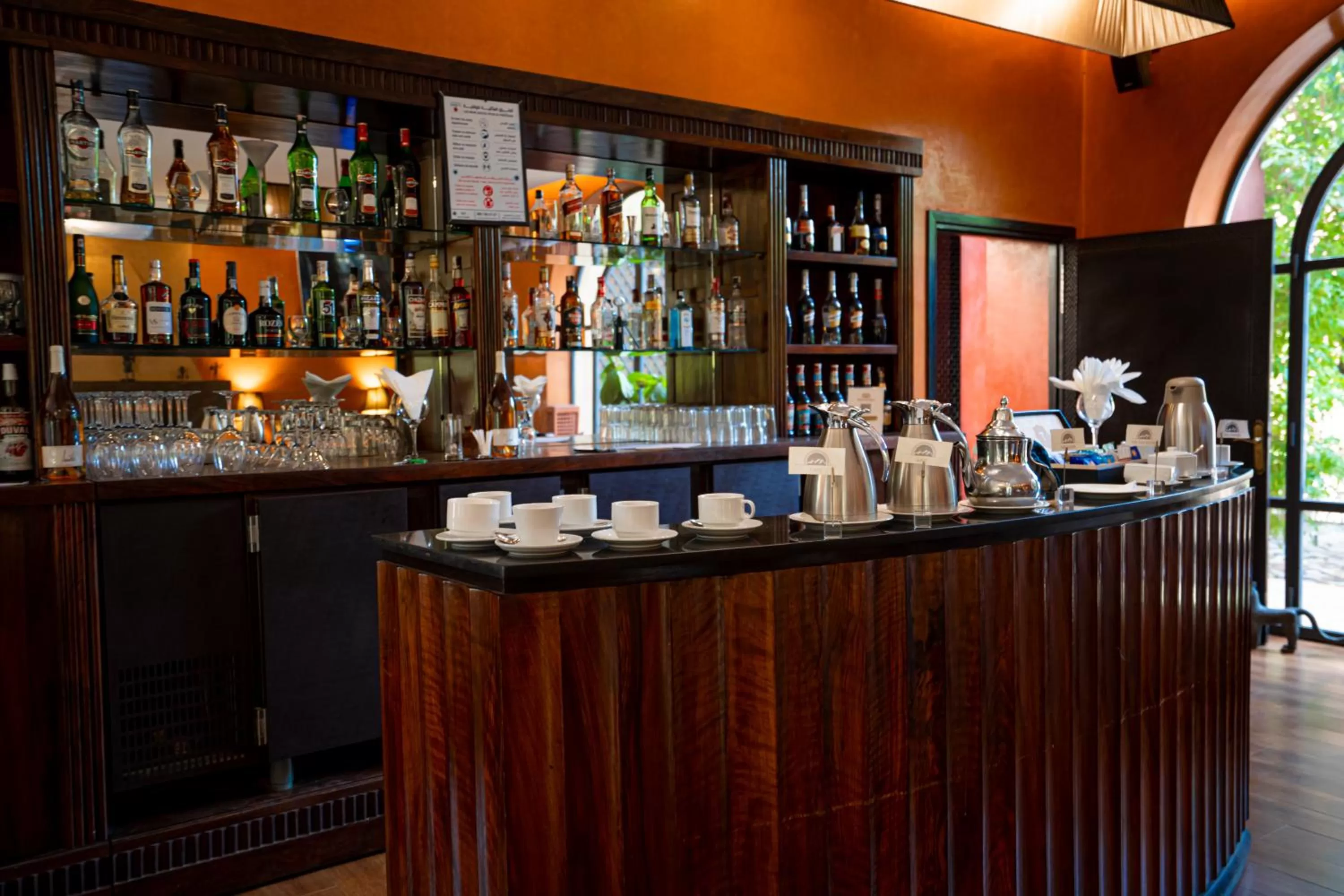 Lounge or bar in Palais Mirage d'Atlas, Suites de Luxe & Spa