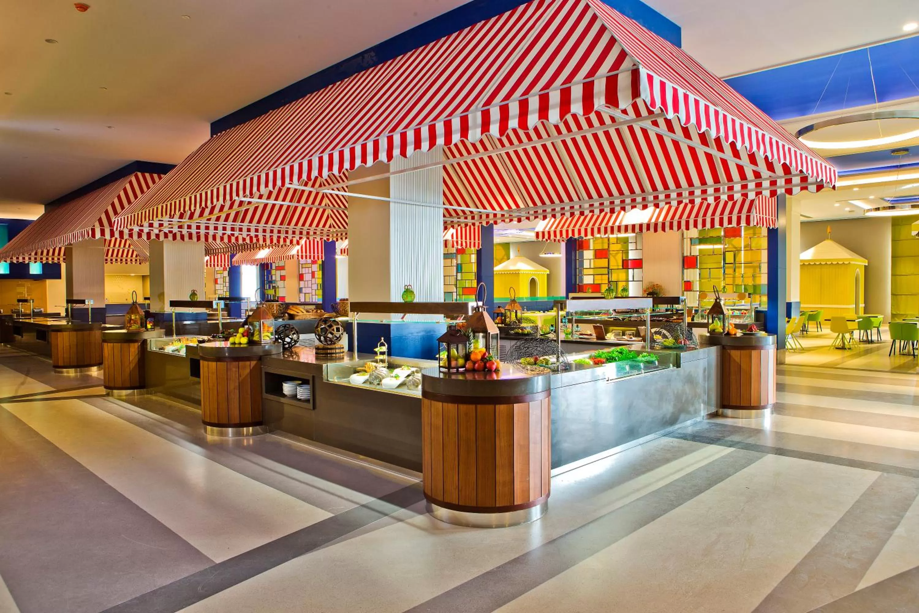 Restaurant/places to eat in The Land Of Legends Kingdom Hotel - All-in Concept