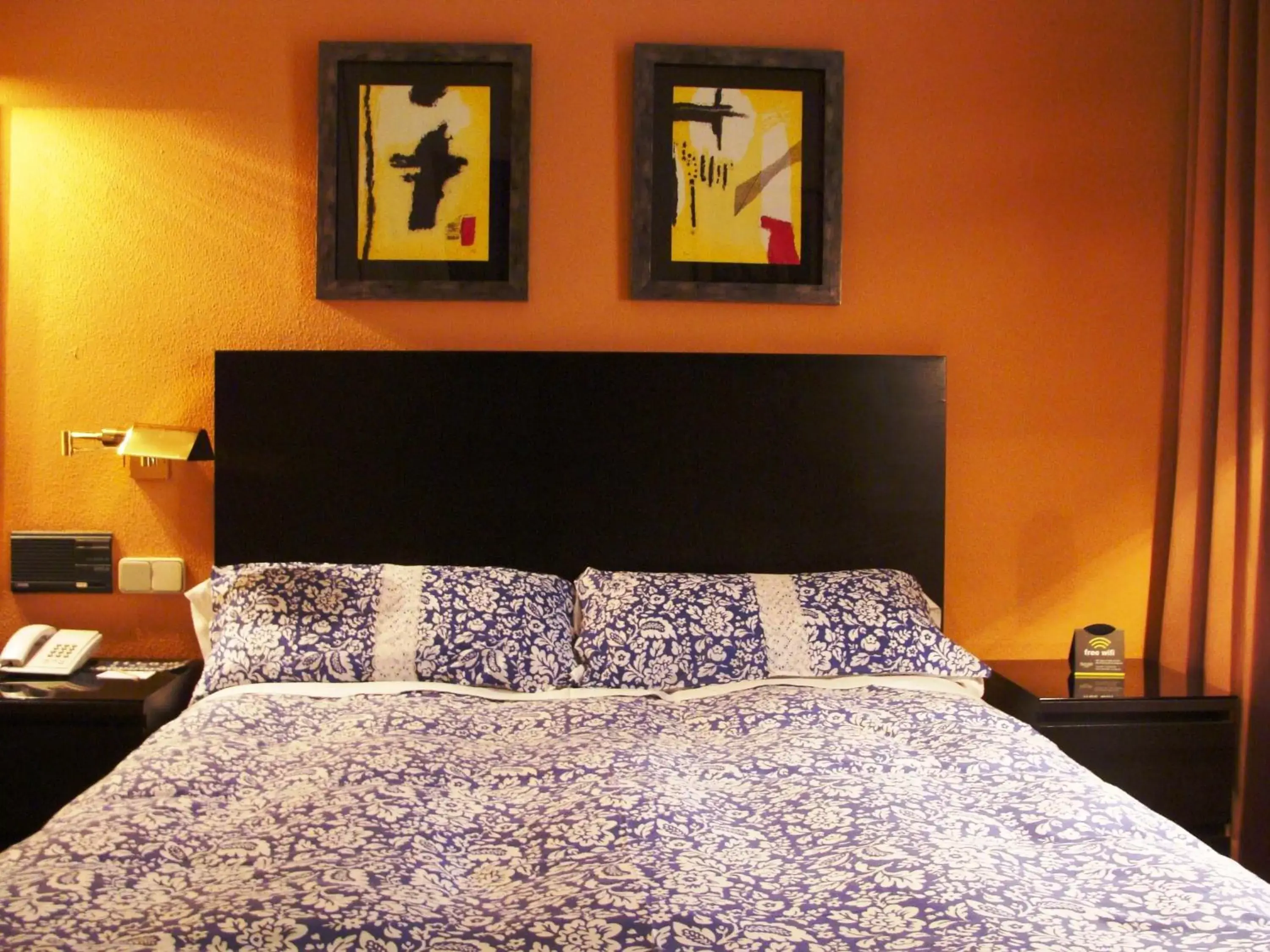 Bed in Hotel Majadahonda
