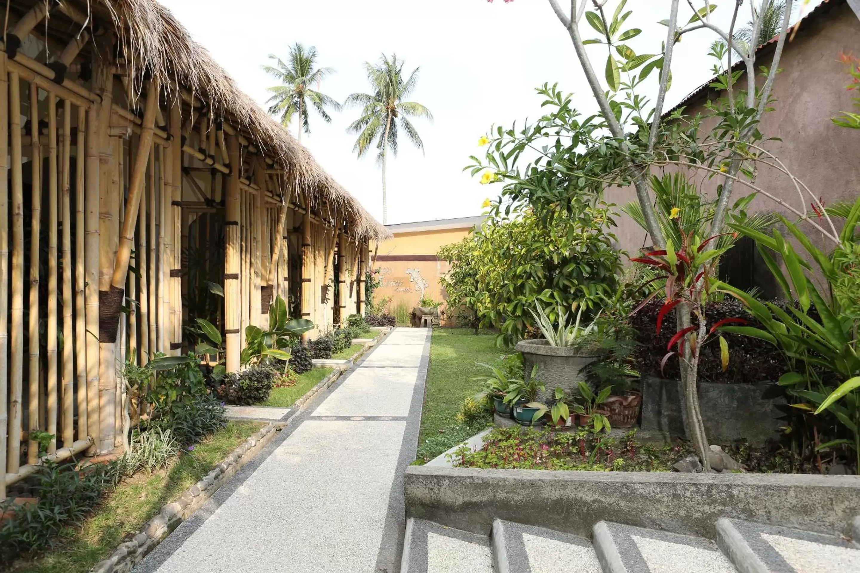 Patio, Property Building in Senggigi Cottages Lombok