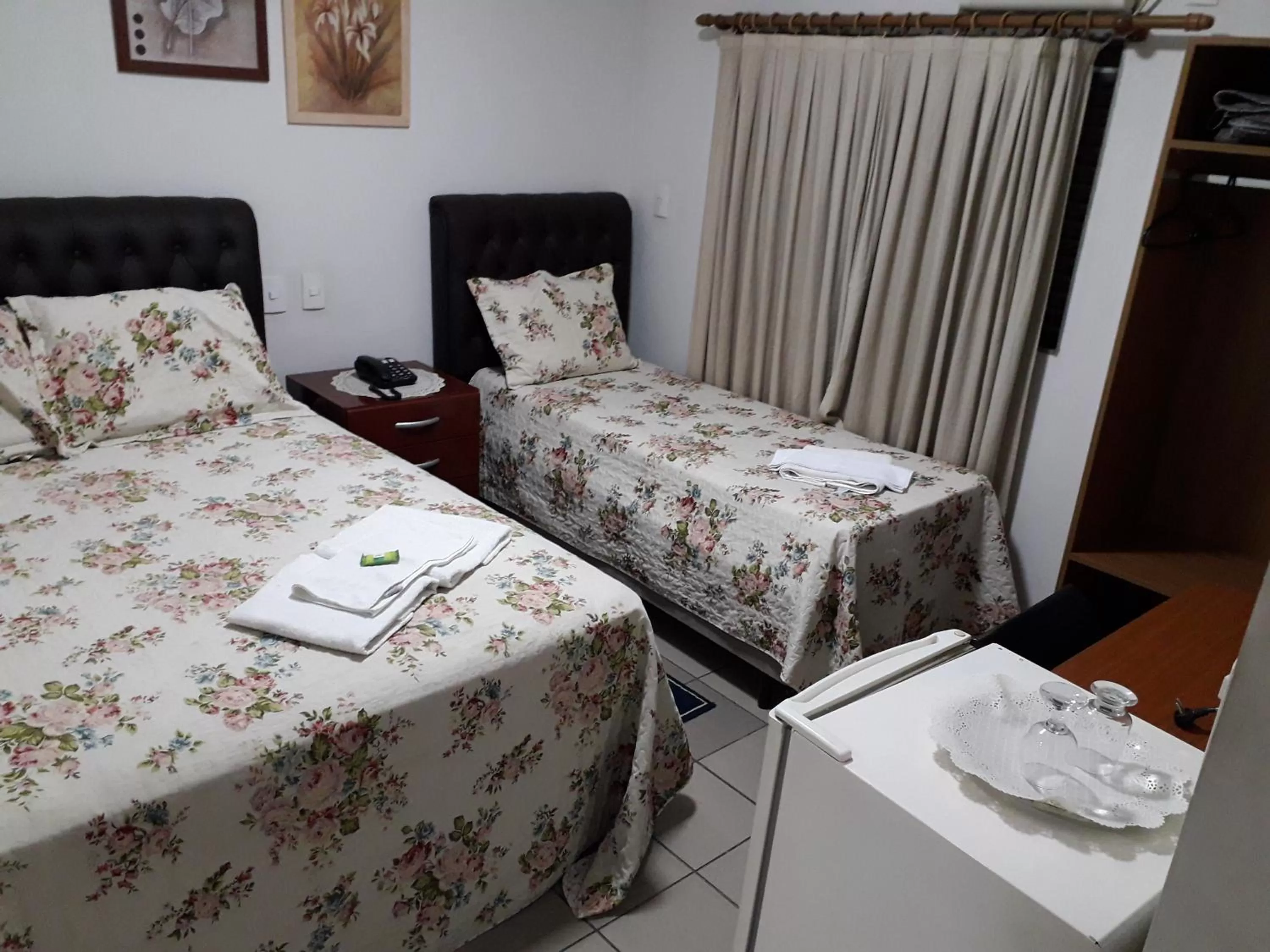 Photo of the whole room, Bed in Hotel Athenas e Convenções