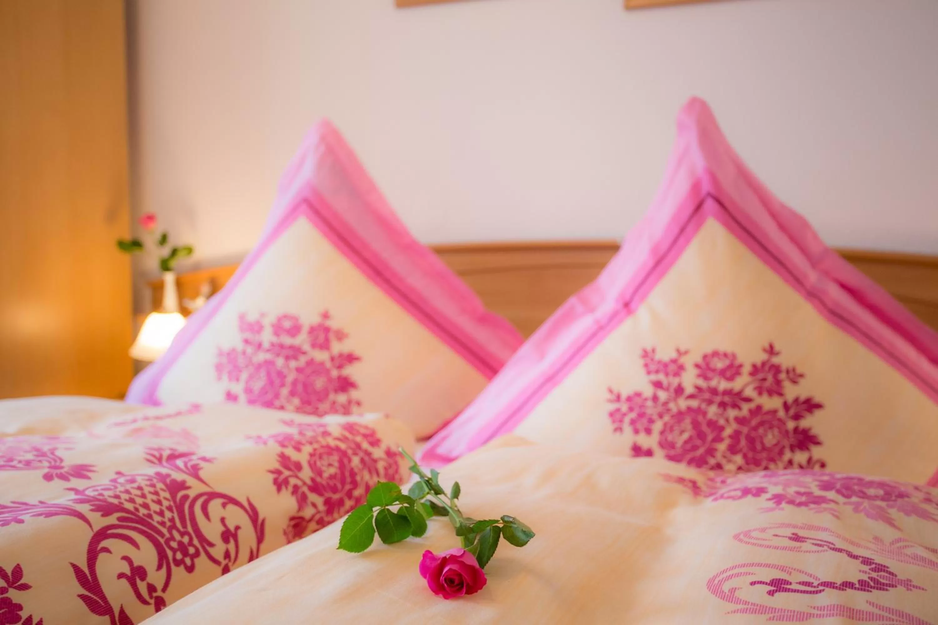 Bed in Hotel Restaurant Rehberg