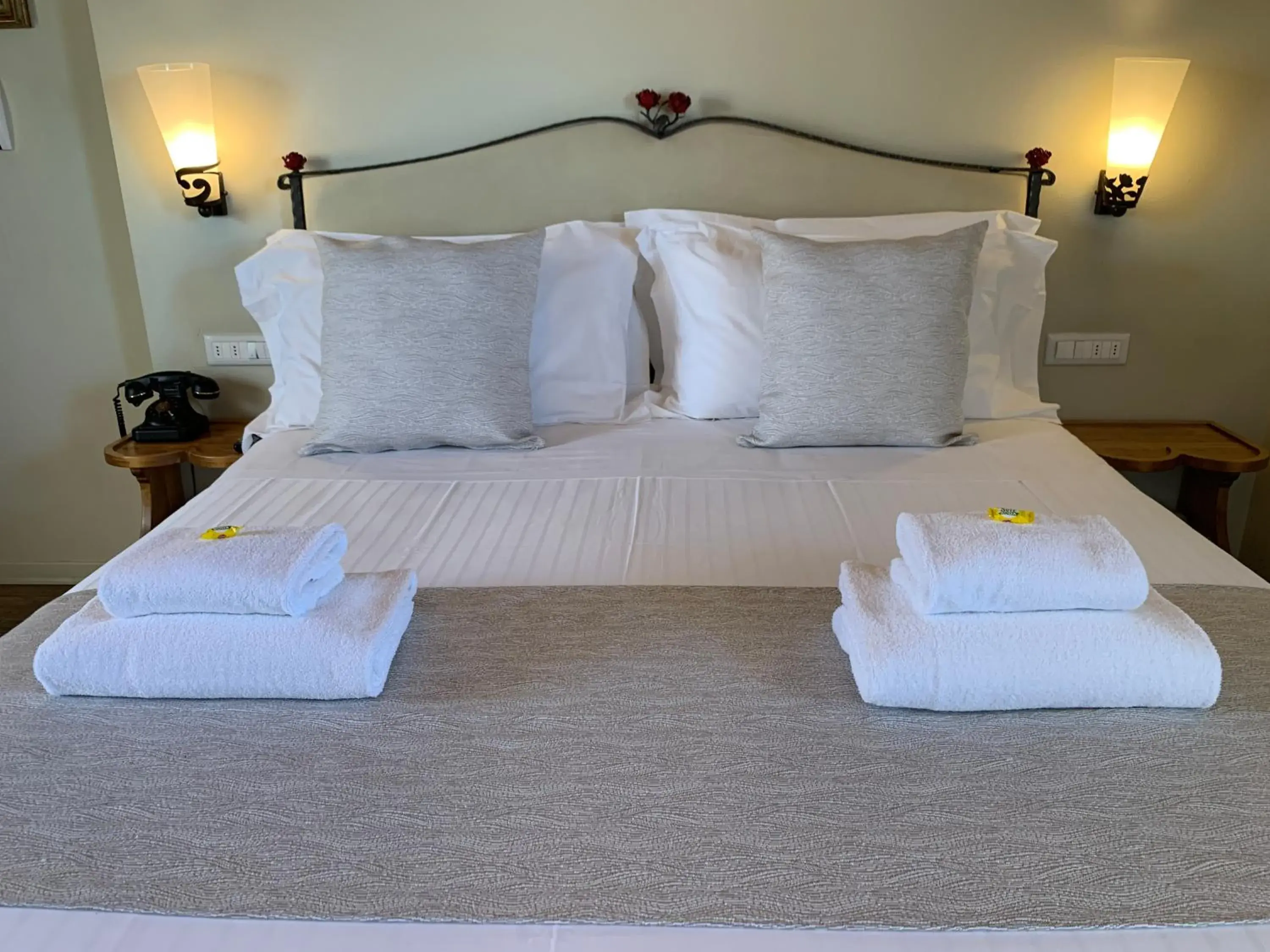 Bed in Hotel David