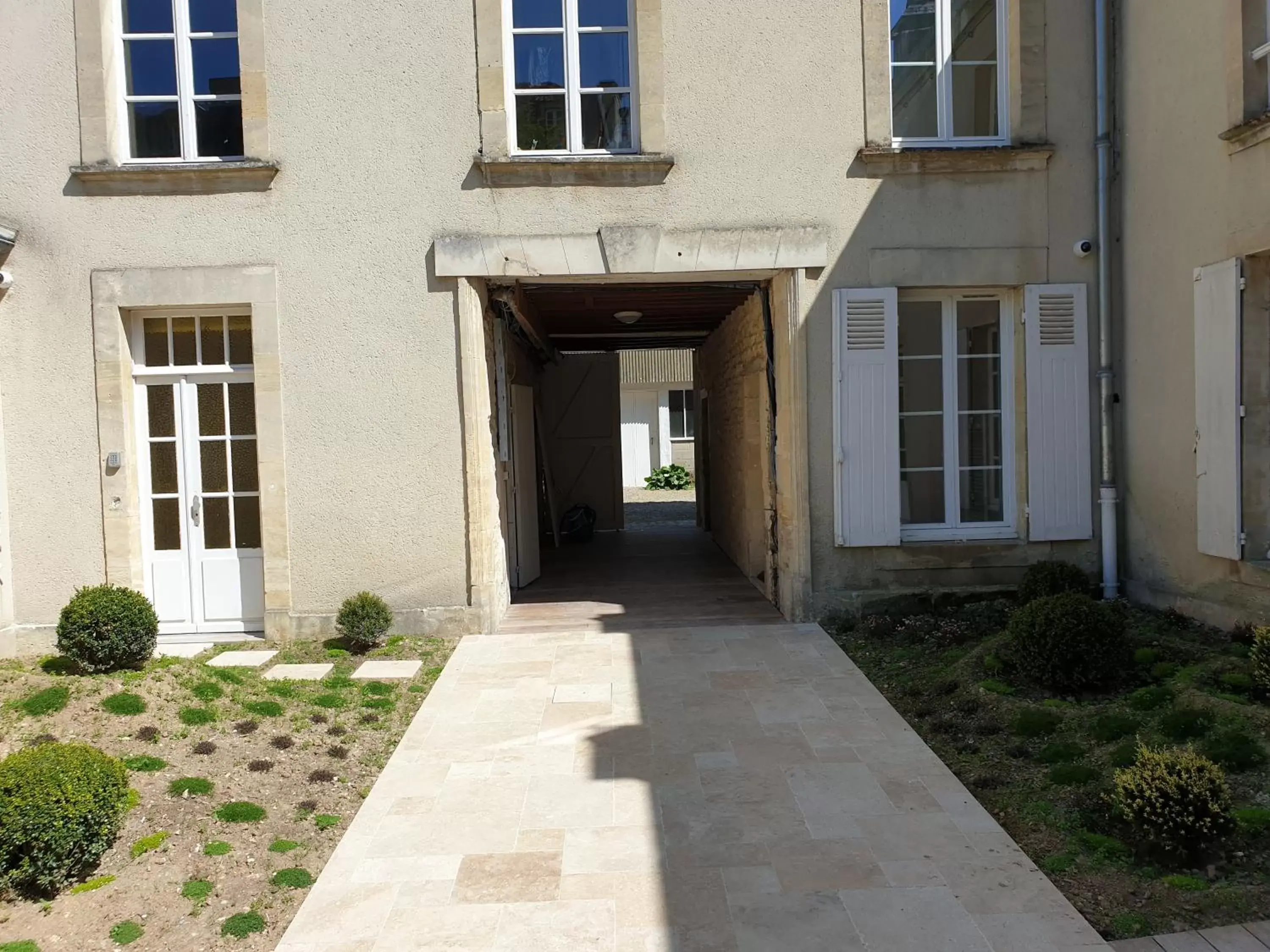 Property building in Au Loup Historic Apartments