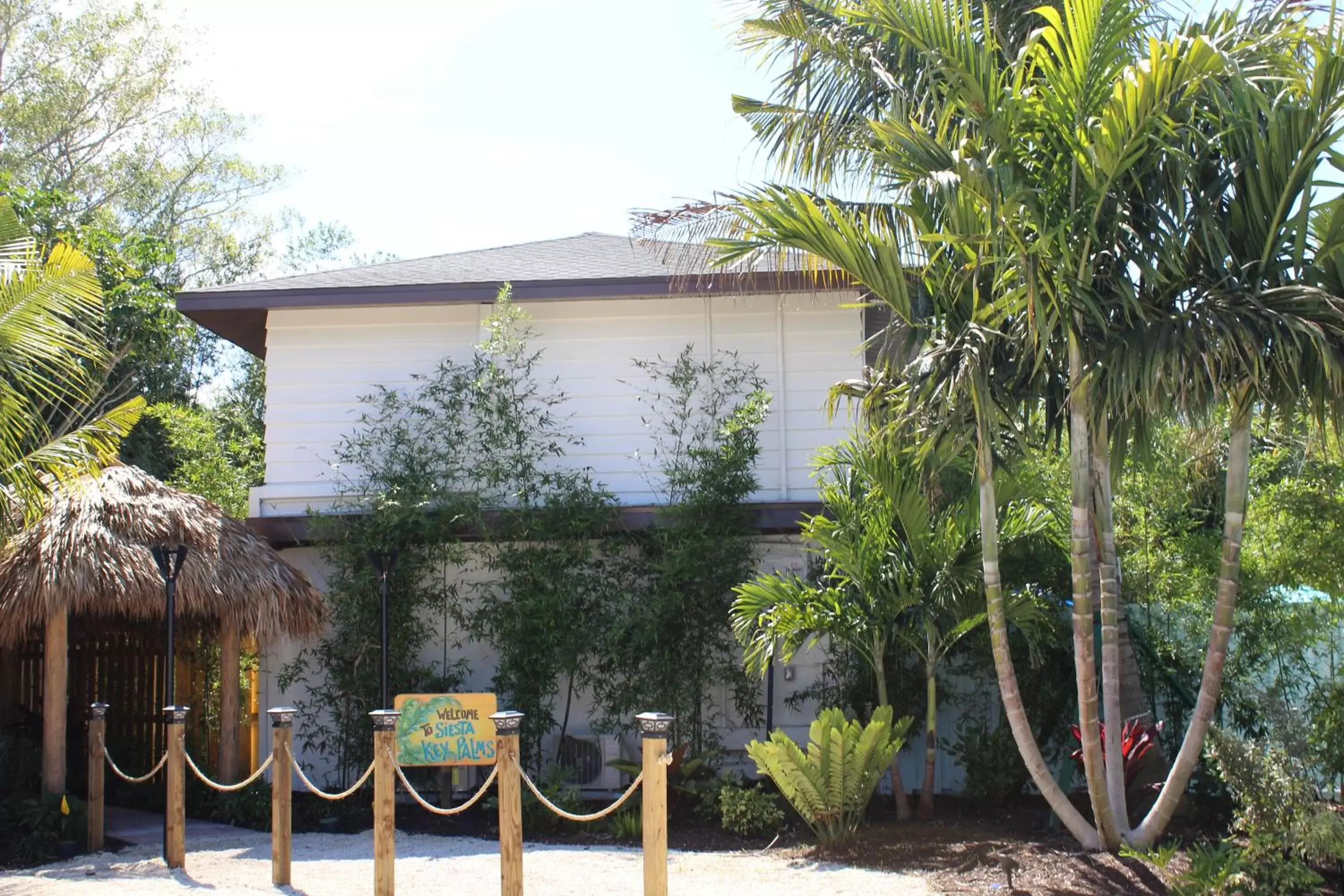 Facade/entrance, Property Building in Siesta Key Palms Resort