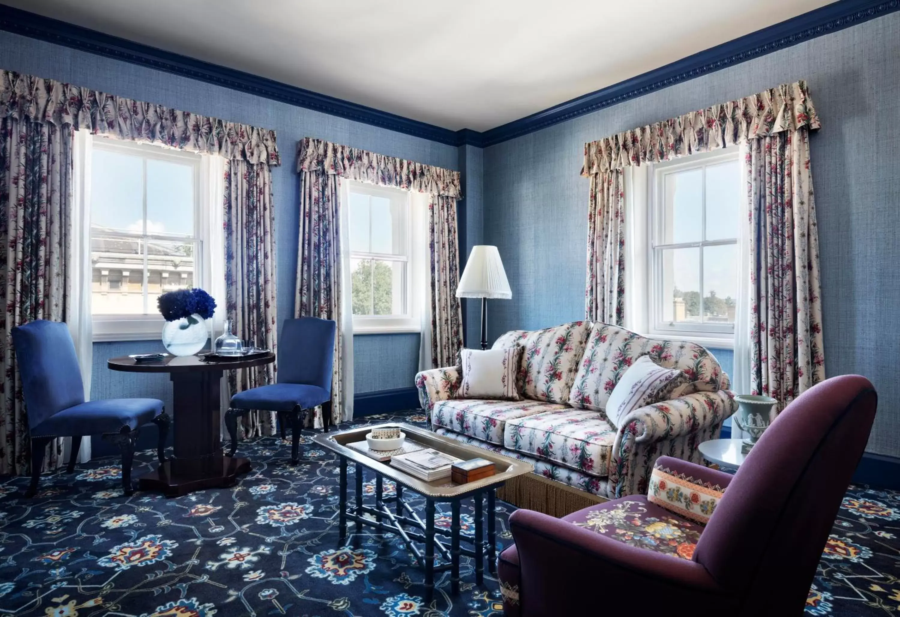 Living room, Seating Area in The Randolph Hotel, by Graduate Hotels