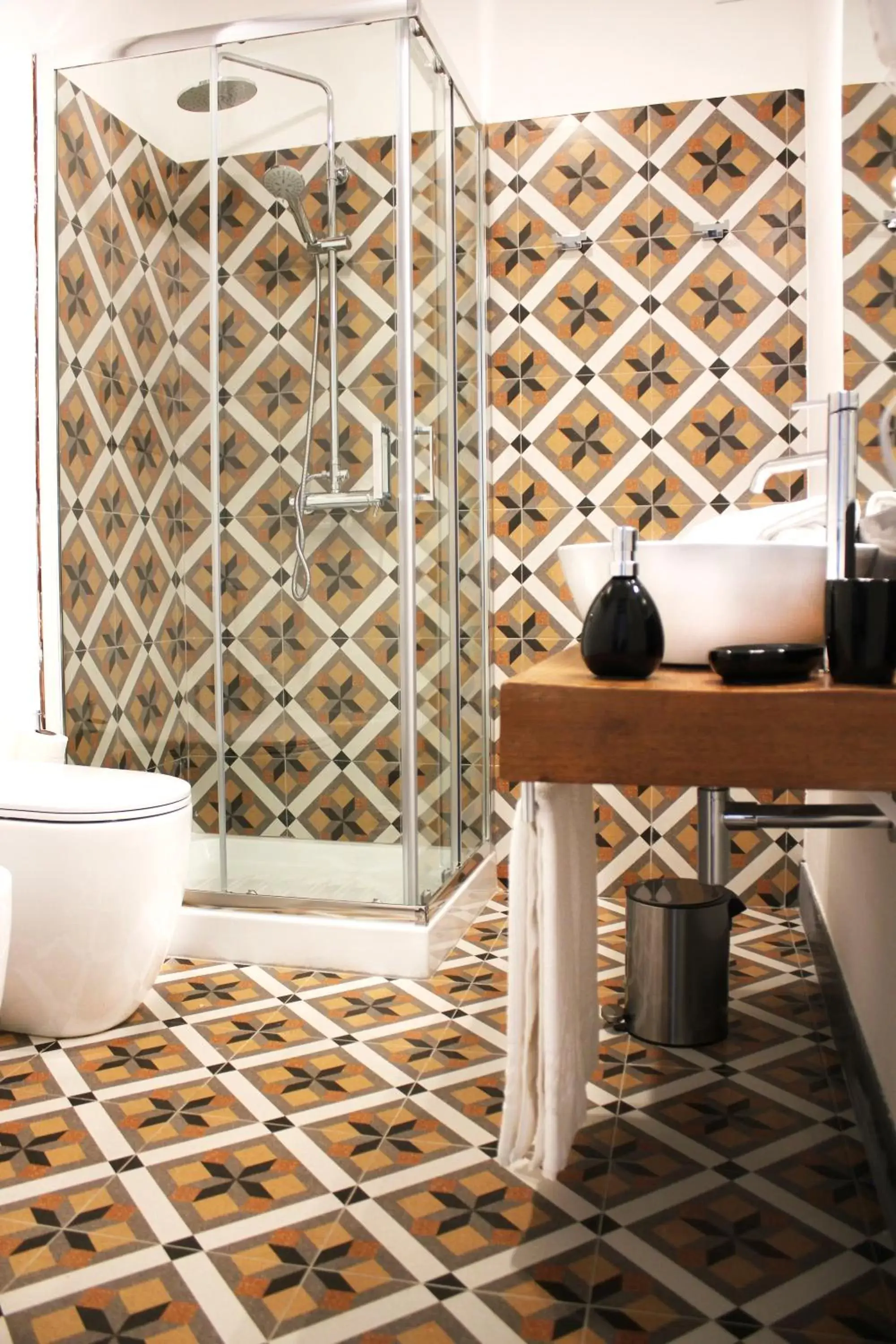 Bathroom in Isabella di Castiglia Apartments