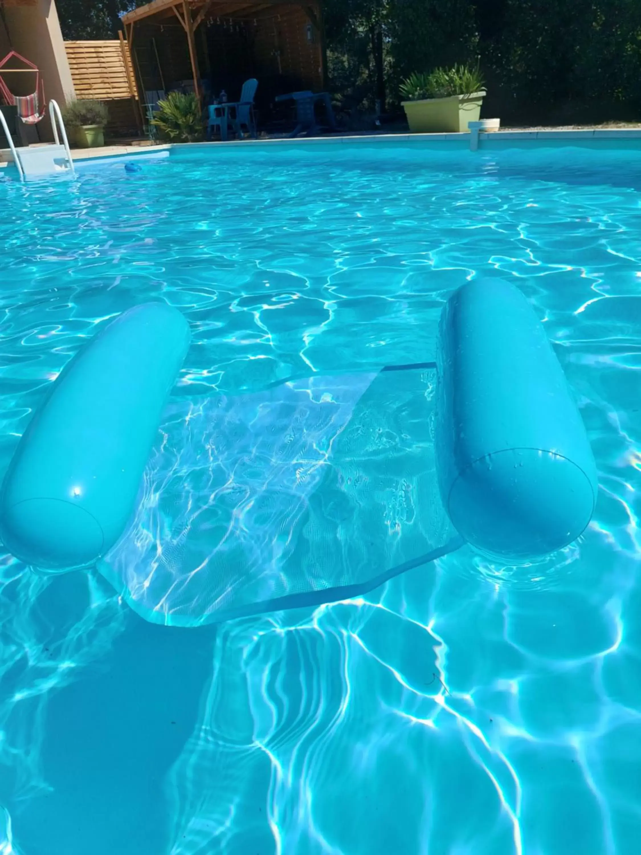 Swimming Pool in Maison d'Hôtes & Spa La Chêneraie-Provence Ventoux